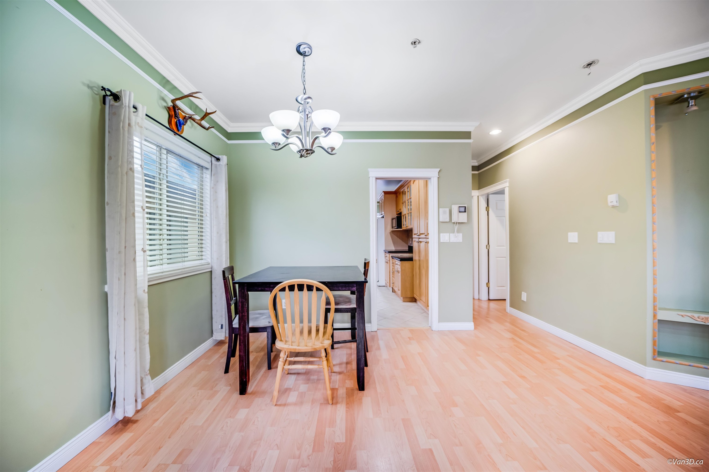 742 51St Avenue E, Vancouver, BC