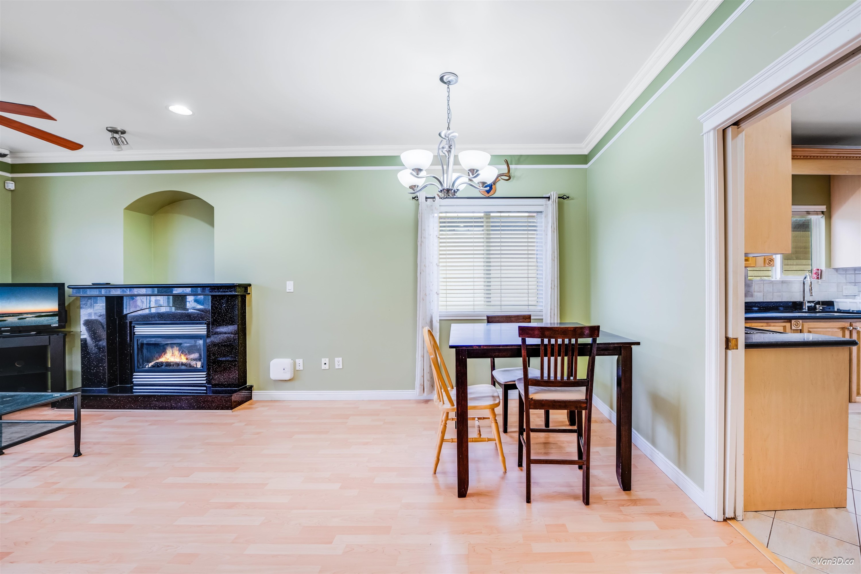 742 51St Avenue E, Vancouver, BC