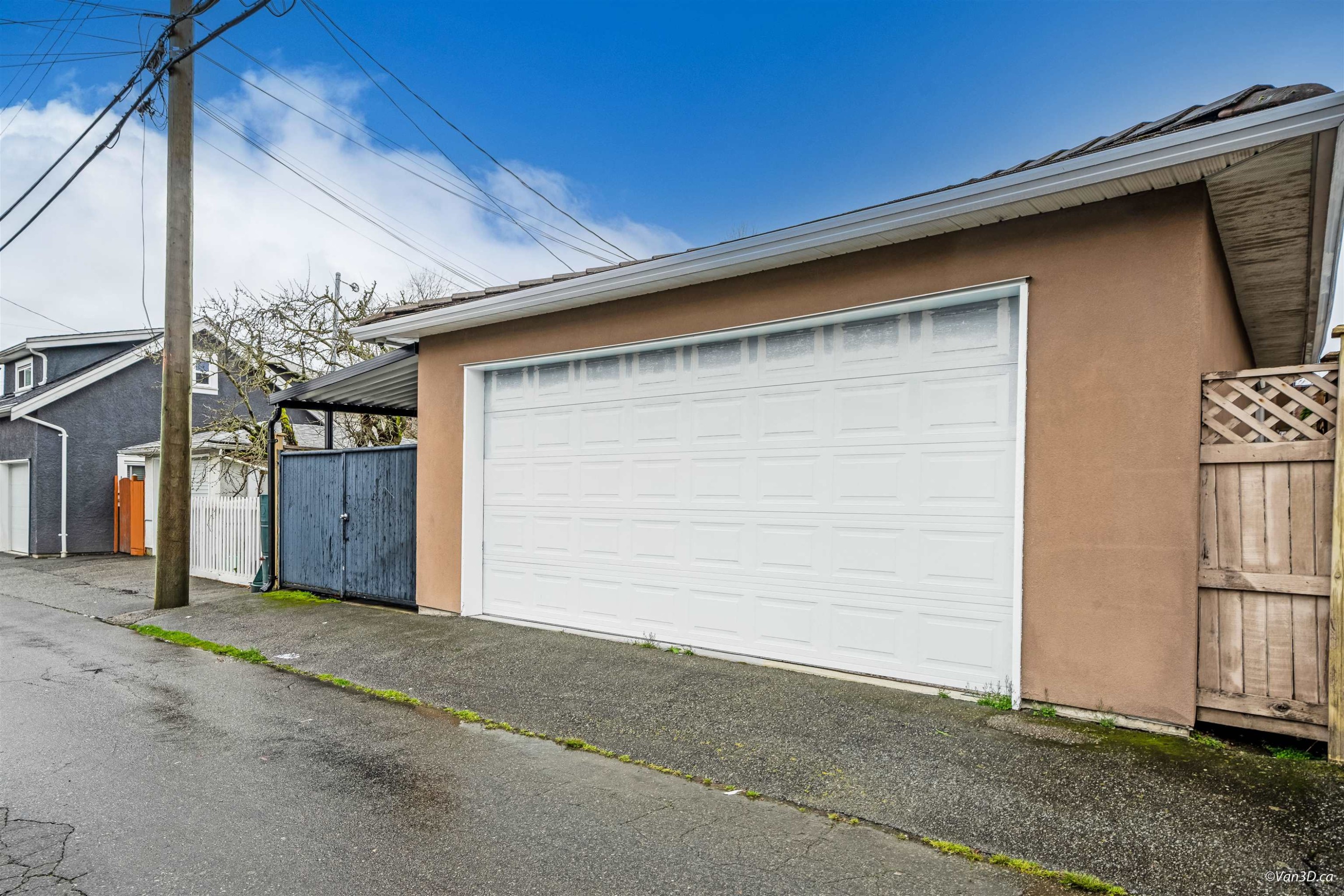 742 51St Avenue E, Vancouver, BC