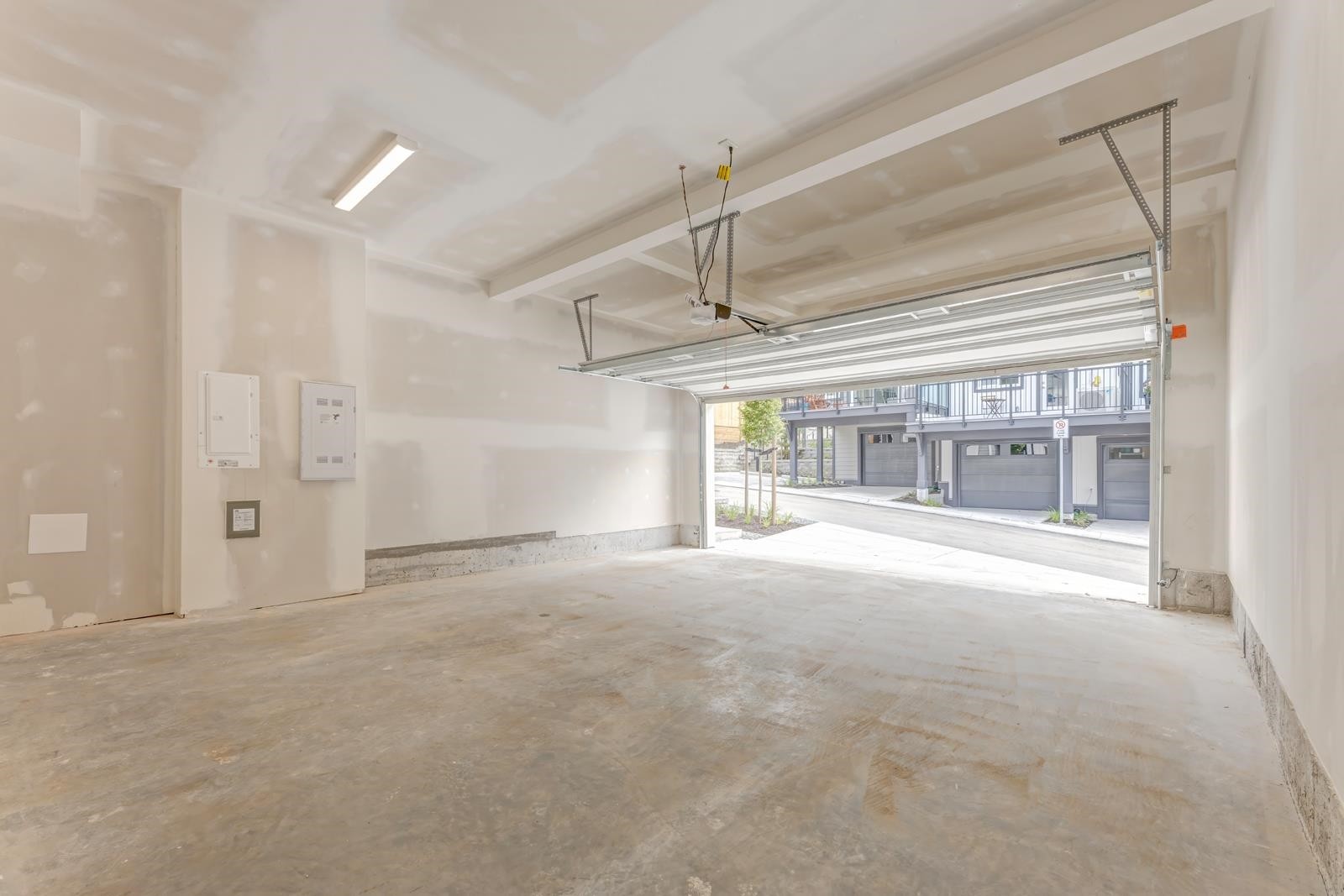 104-3421 Queenston Avenue, Coquitlam, BC