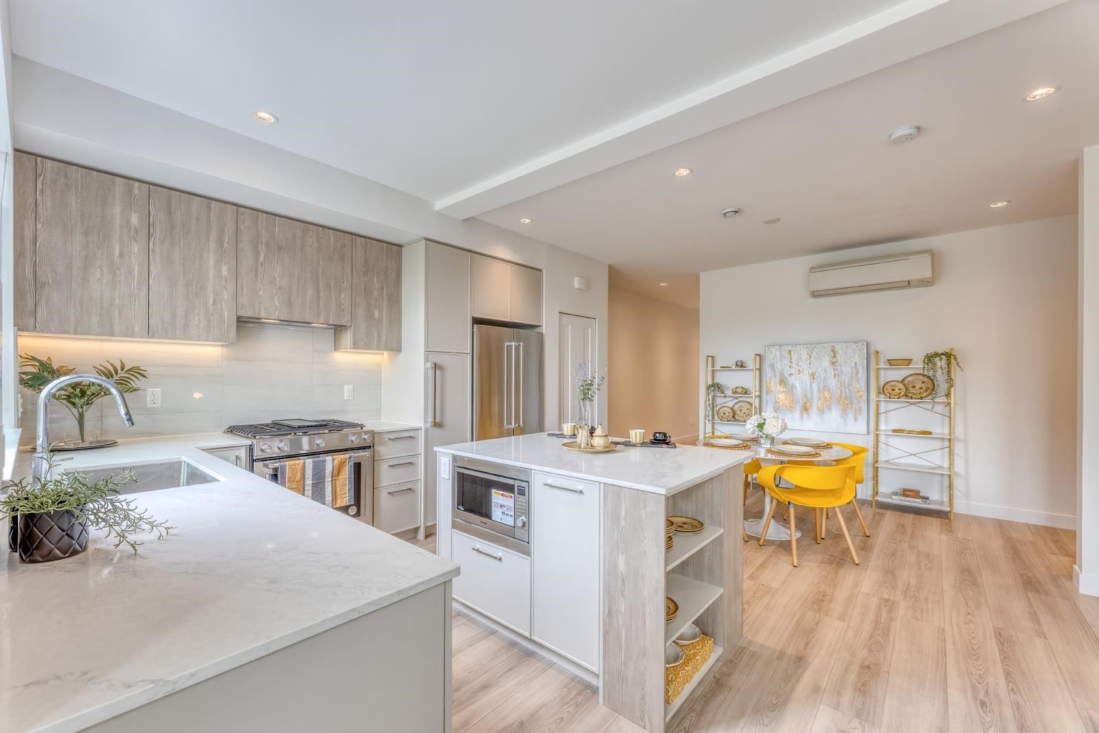 104-3421 Queenston Avenue, Coquitlam, BC