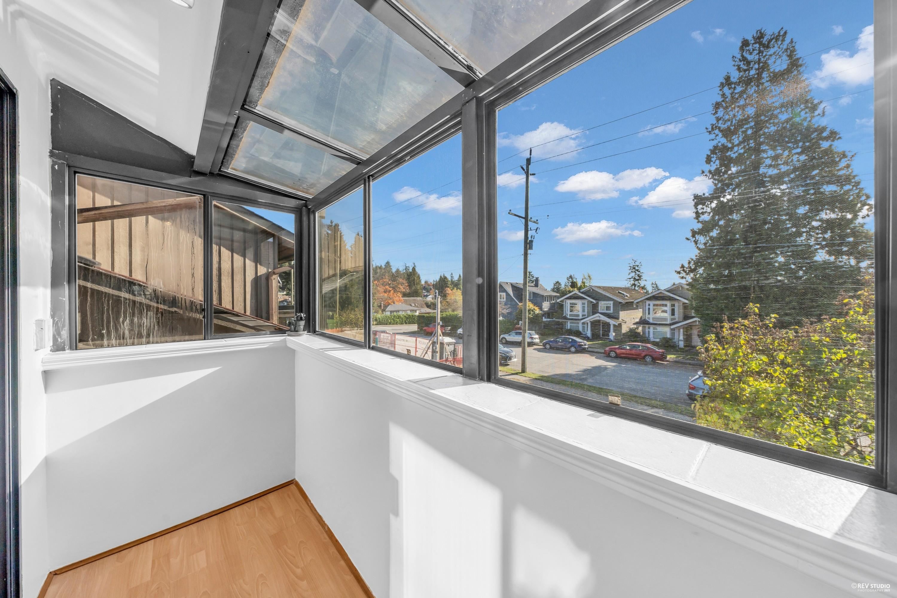 252 21St Street E, North Vancouver, BC