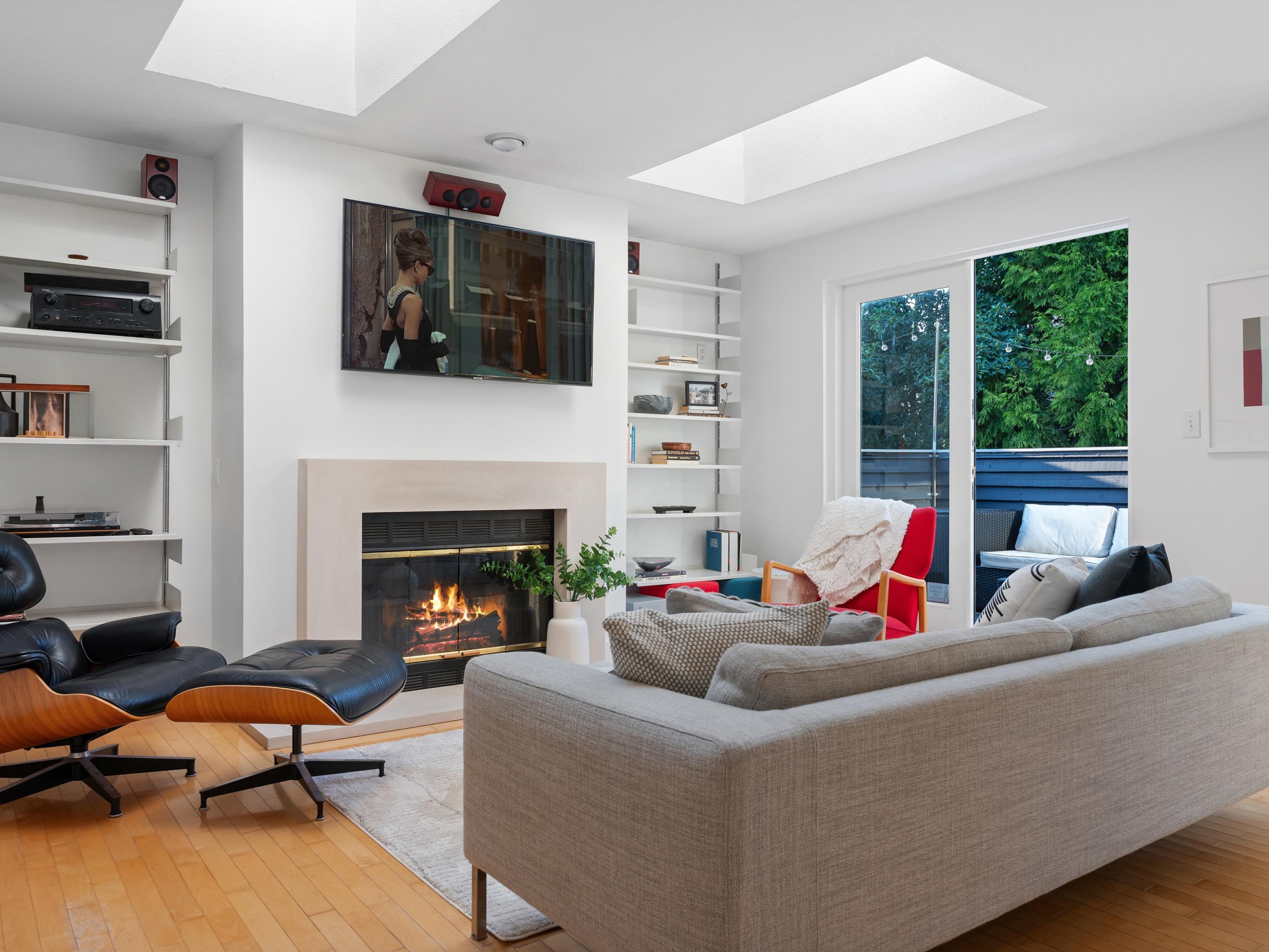 2343 7Th Avenue W, Vancouver, BC