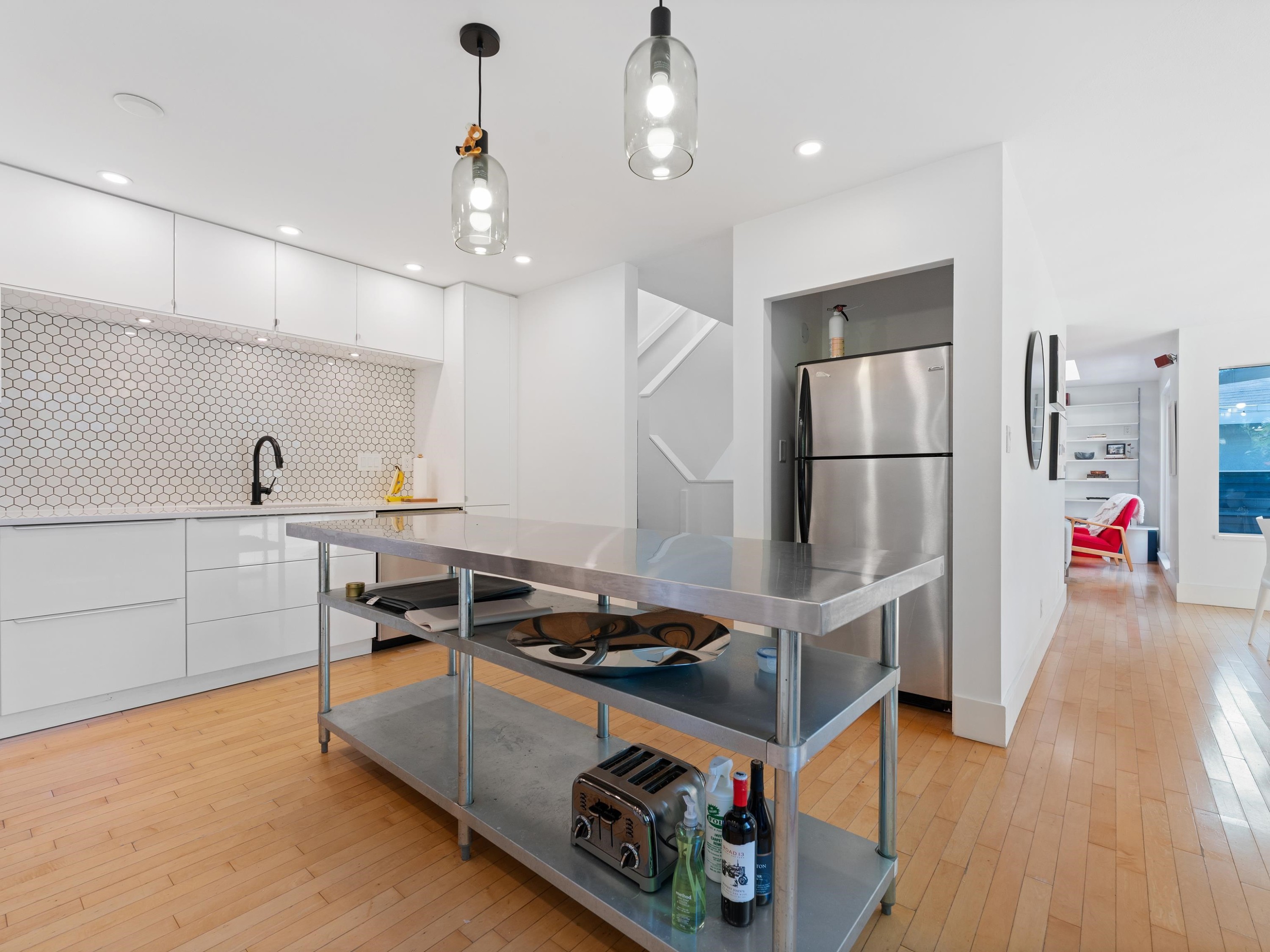 2343 7Th Avenue W, Vancouver, BC