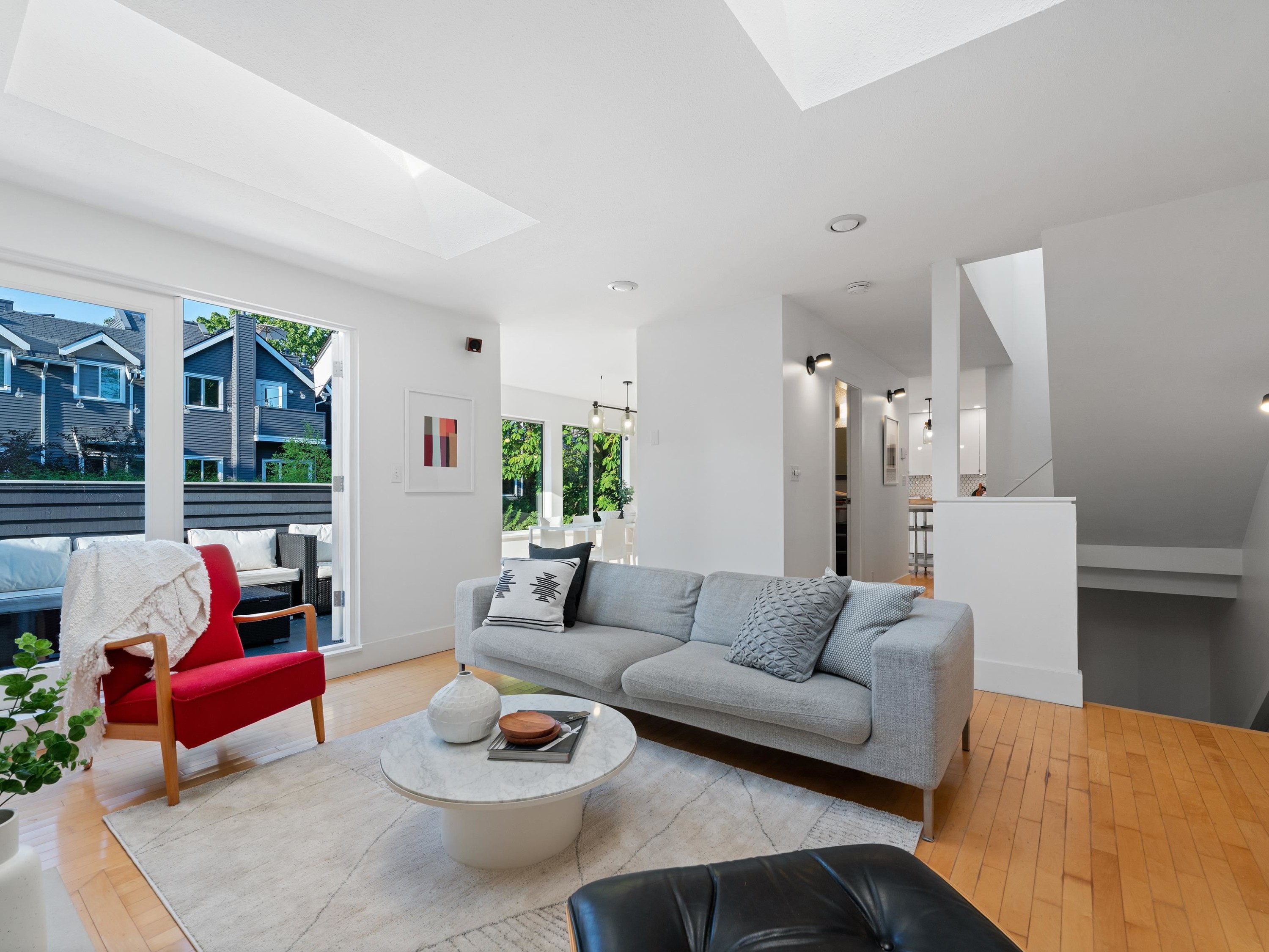 2343 7Th Avenue W, Vancouver, BC