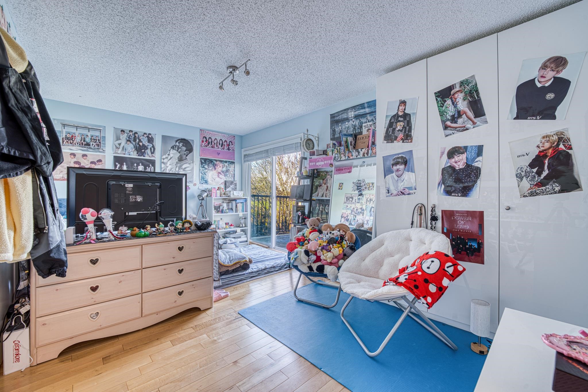 10690 Hollybank Drive, Richmond, BC