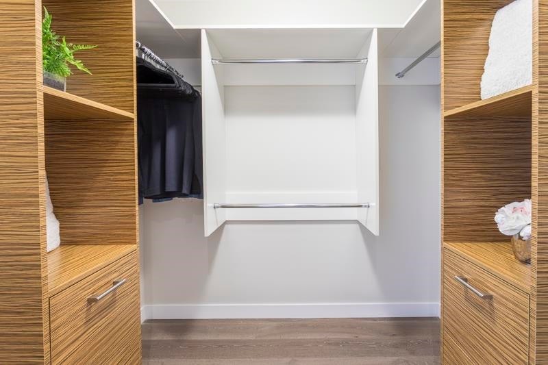 702-5171 Brighouse Way, Richmond, BC