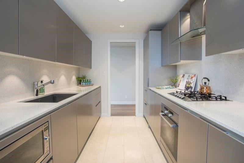 702-5171 Brighouse Way, Richmond, BC