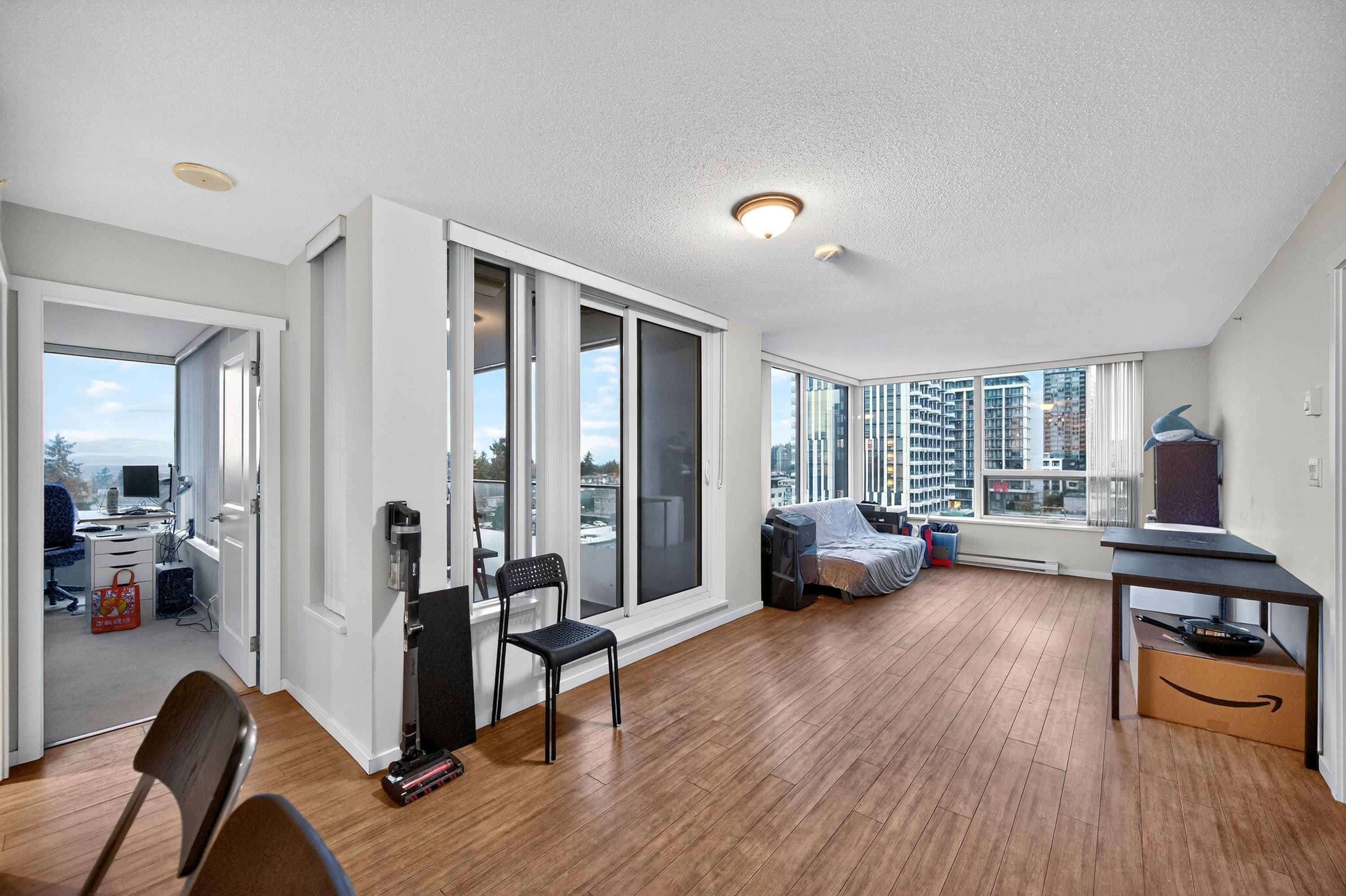 905-6658 Dow Avenue, Burnaby, BC