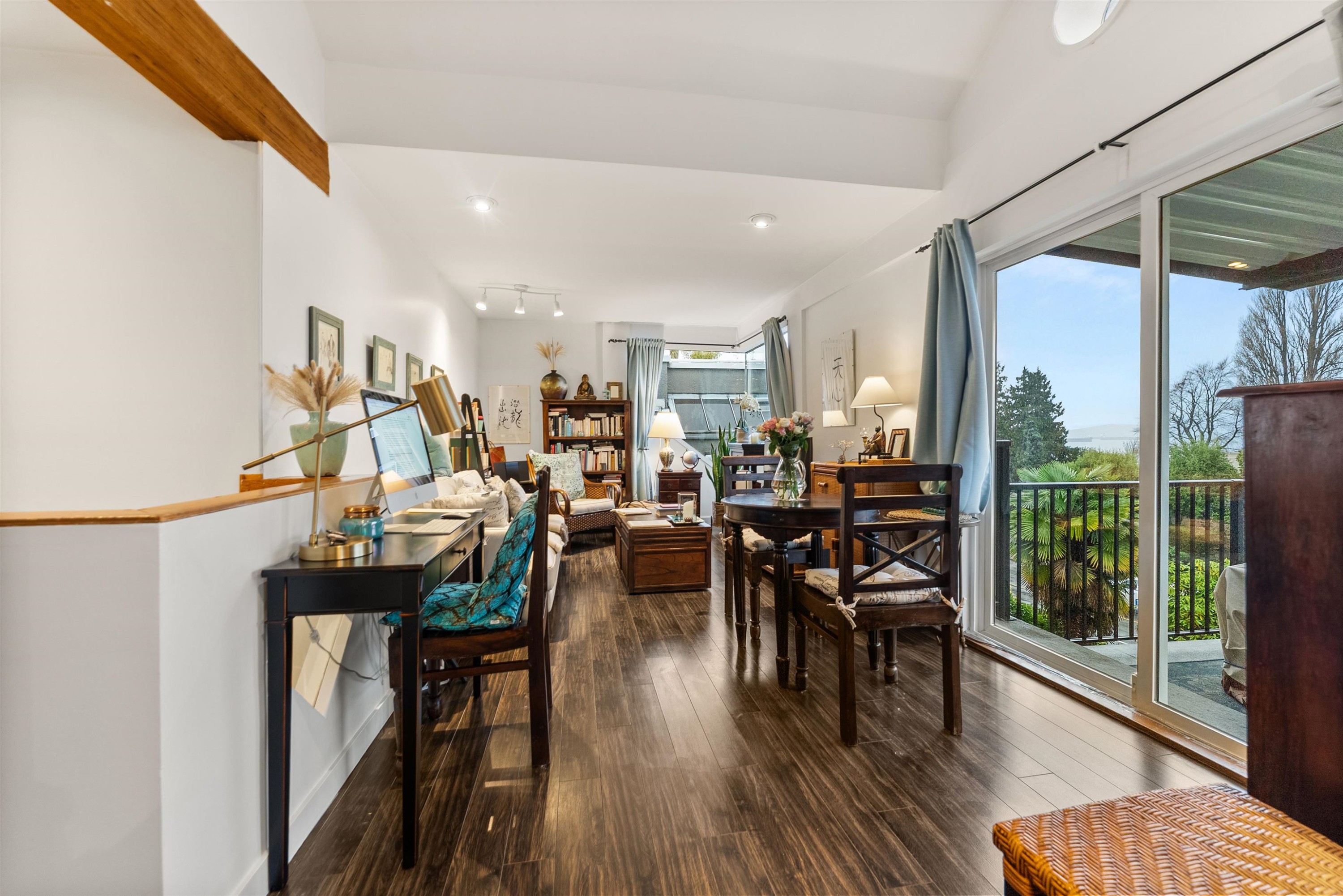 2574 Cornwall Avenue, Vancouver, BC