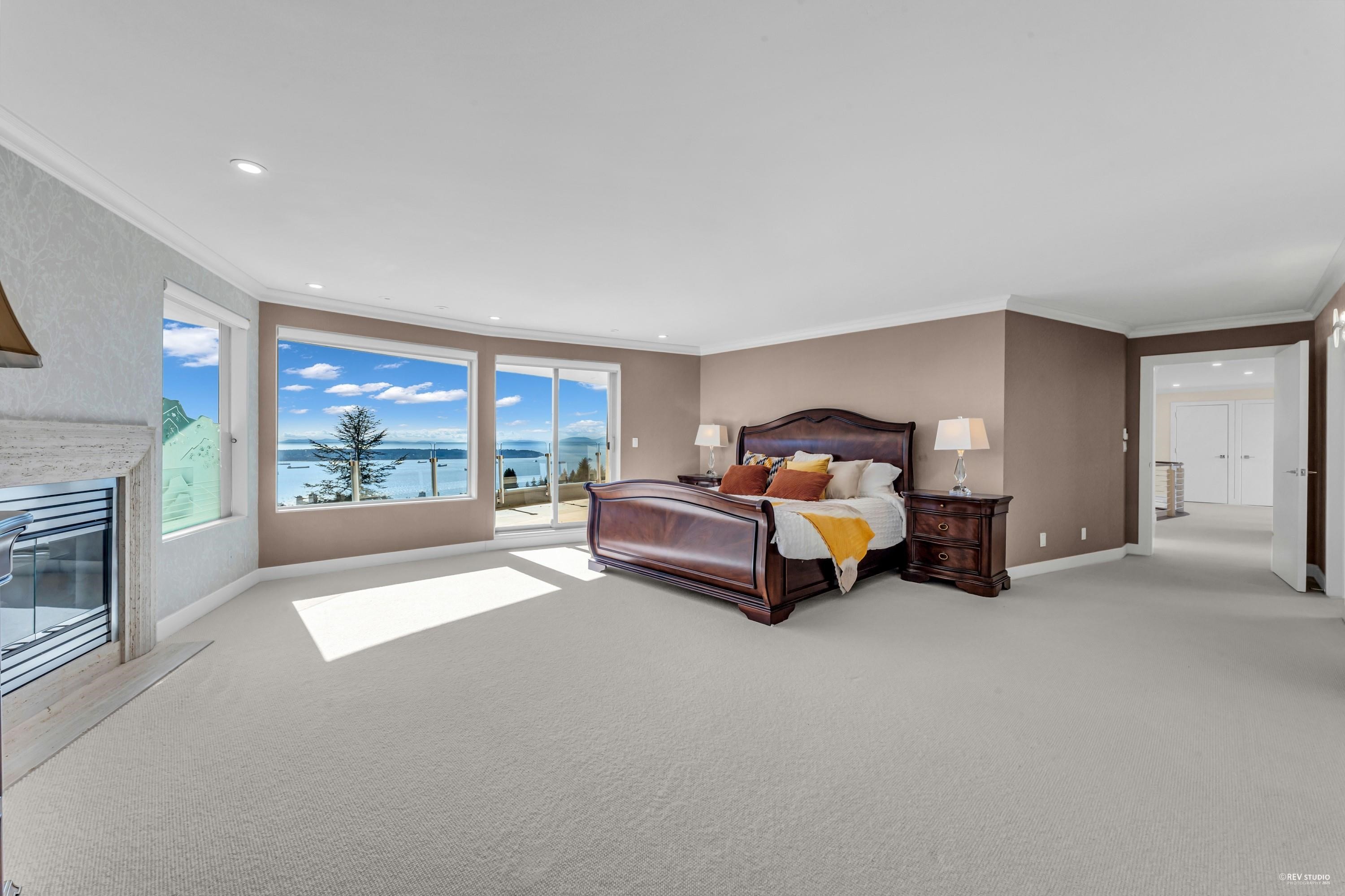 1407 Bramwell Road, West Vancouver, BC