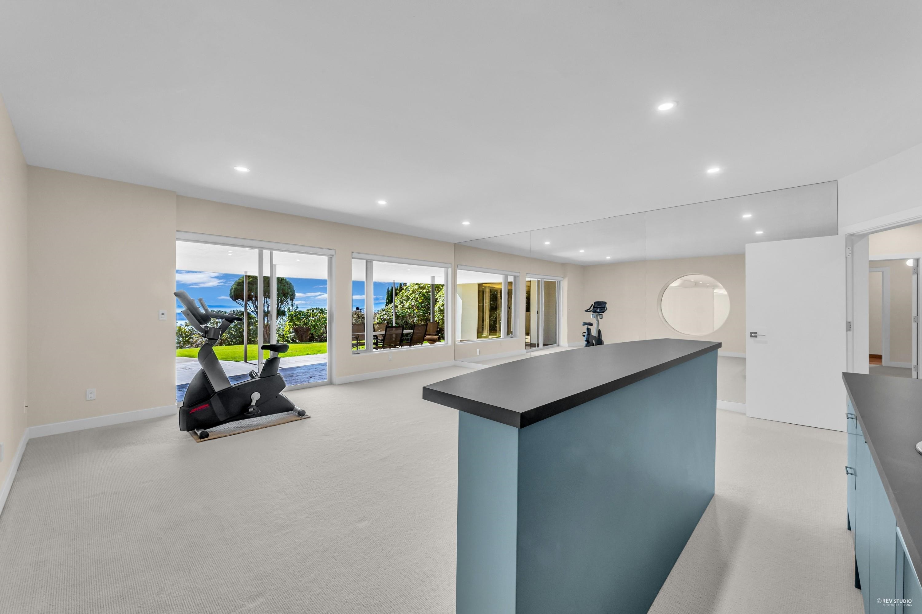 1407 Bramwell Road, West Vancouver, BC