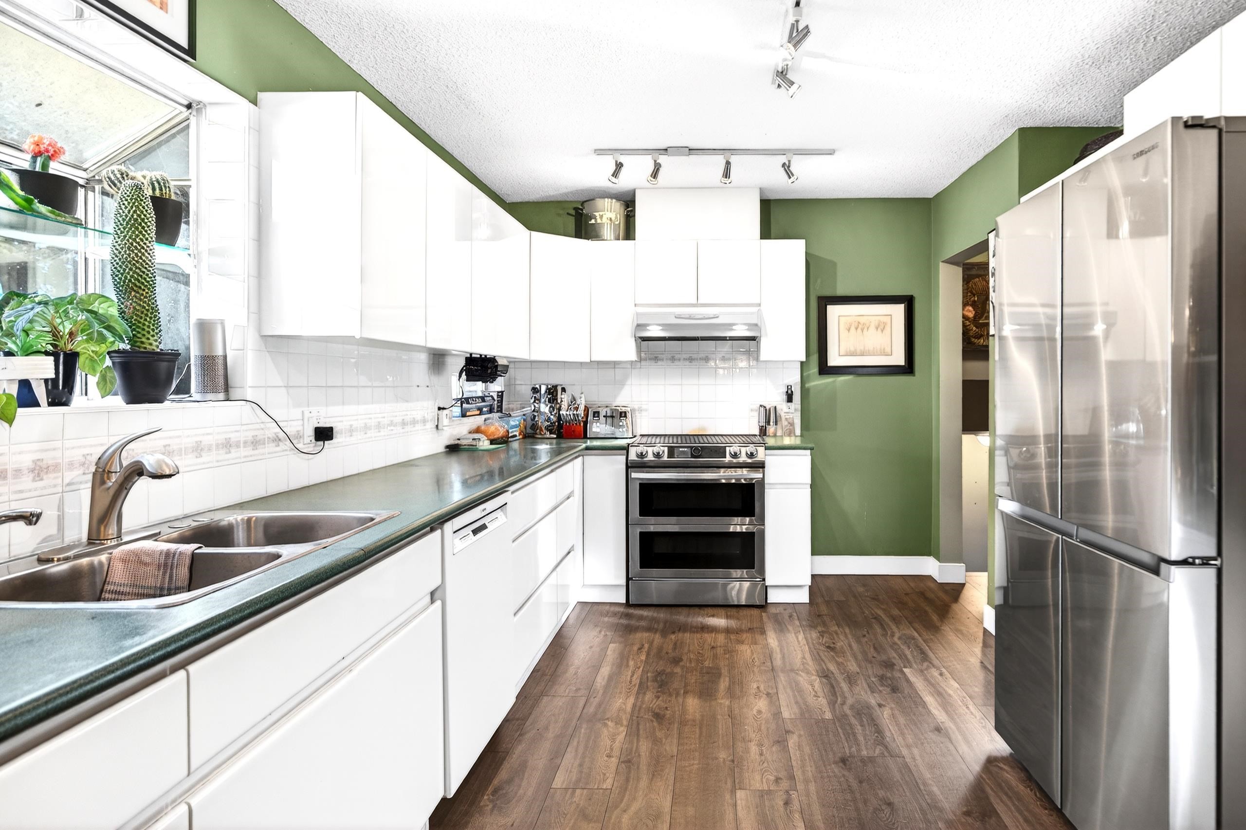 928 Stanton Avenue, Coquitlam, BC