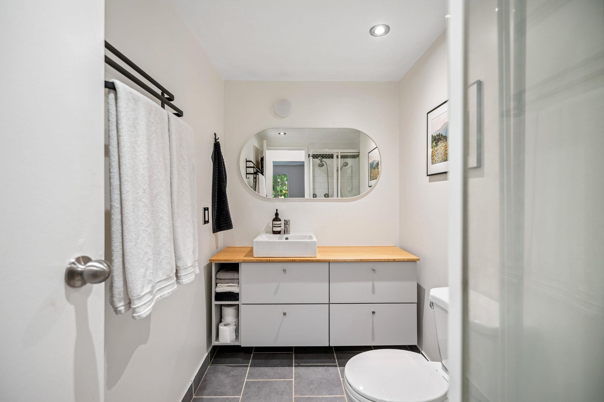 209-1420 8 Avenue E, Vancouver, BC