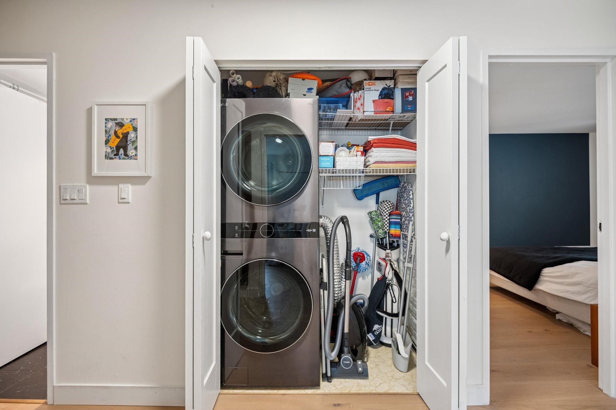 209-1420 8 Avenue E, Vancouver, BC