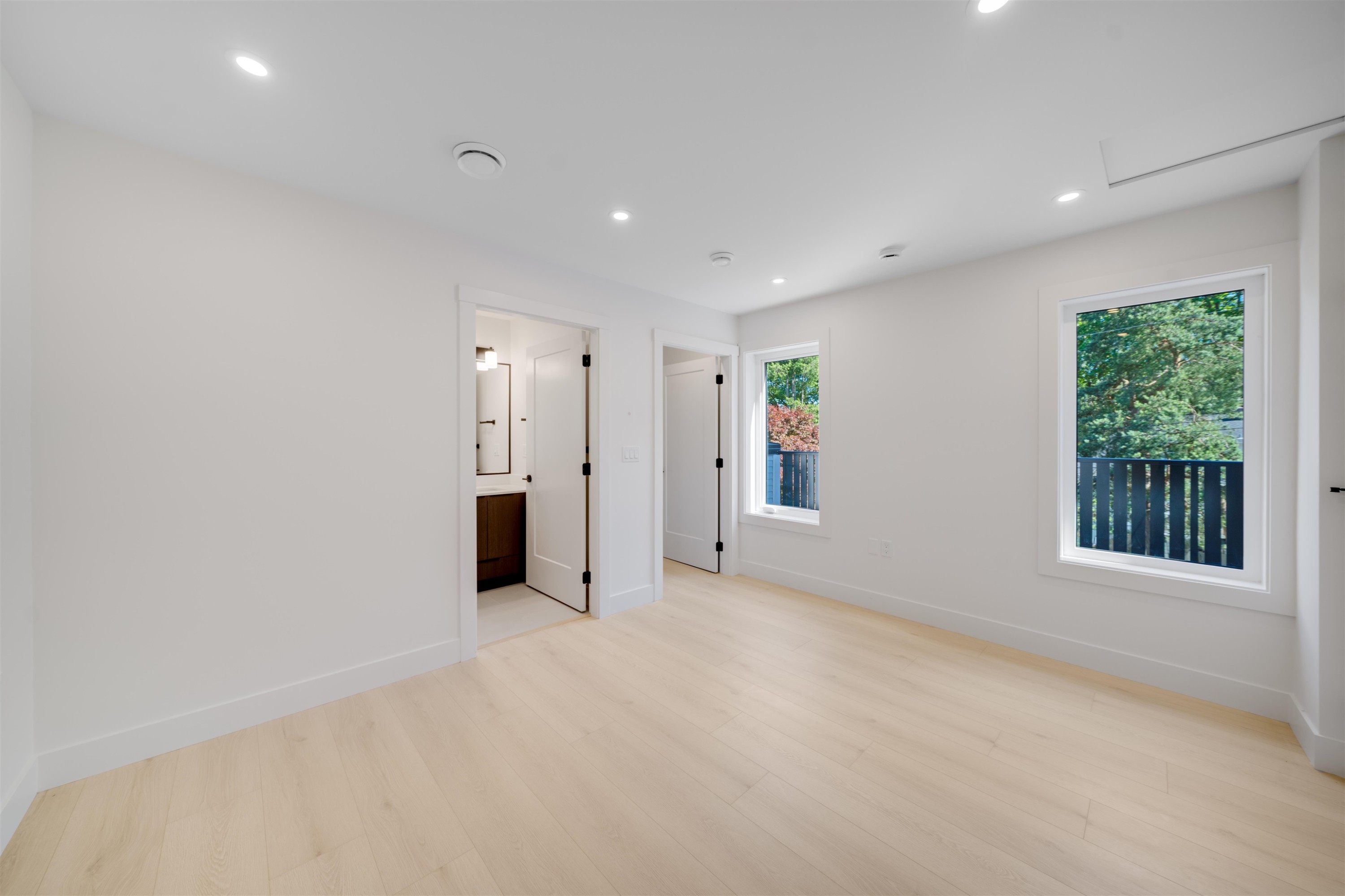 3-6730 Heather Street, Vancouver, BC