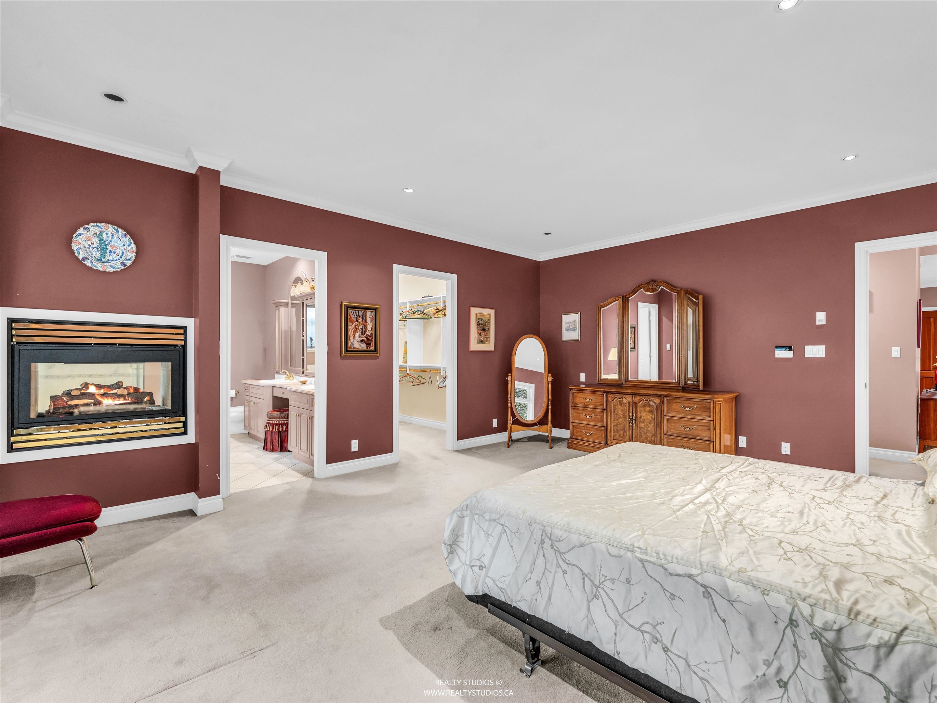 563 Esquimalt Avenue, West Vancouver, BC