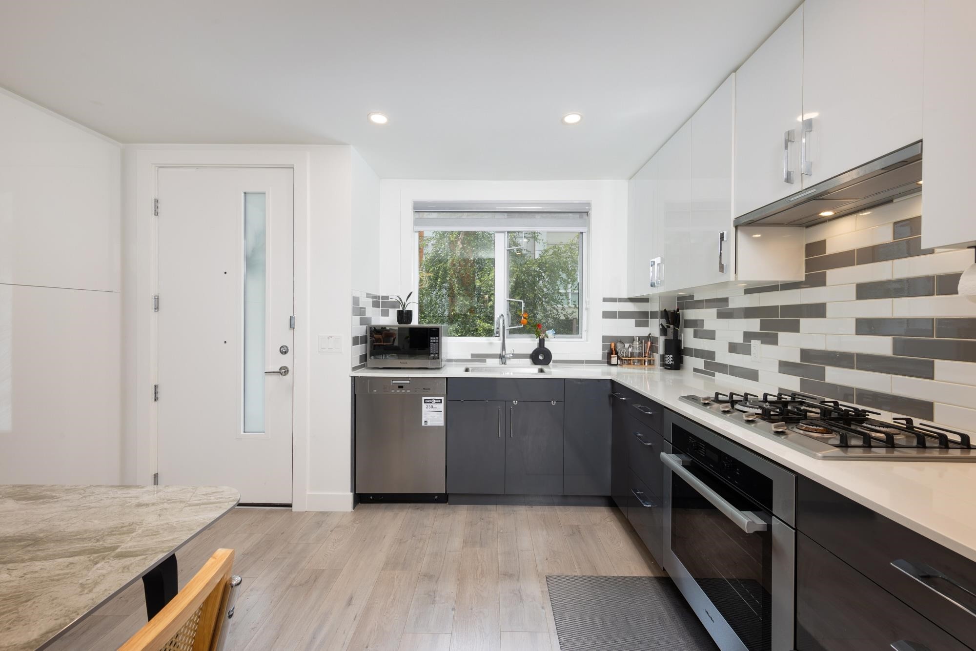 7887 French Street, Vancouver, BC