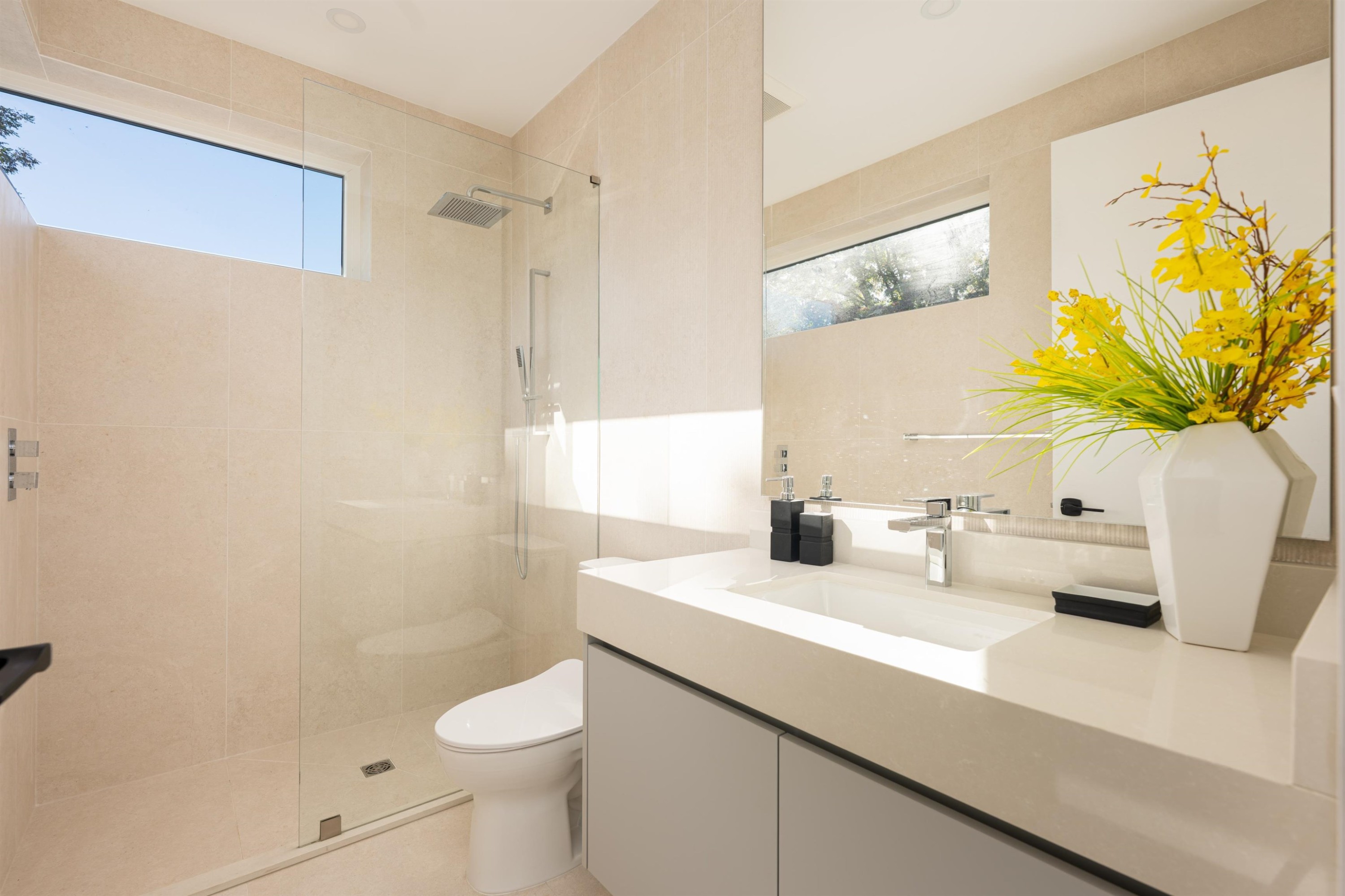 3711 24Th Avenue W, Vancouver, BC