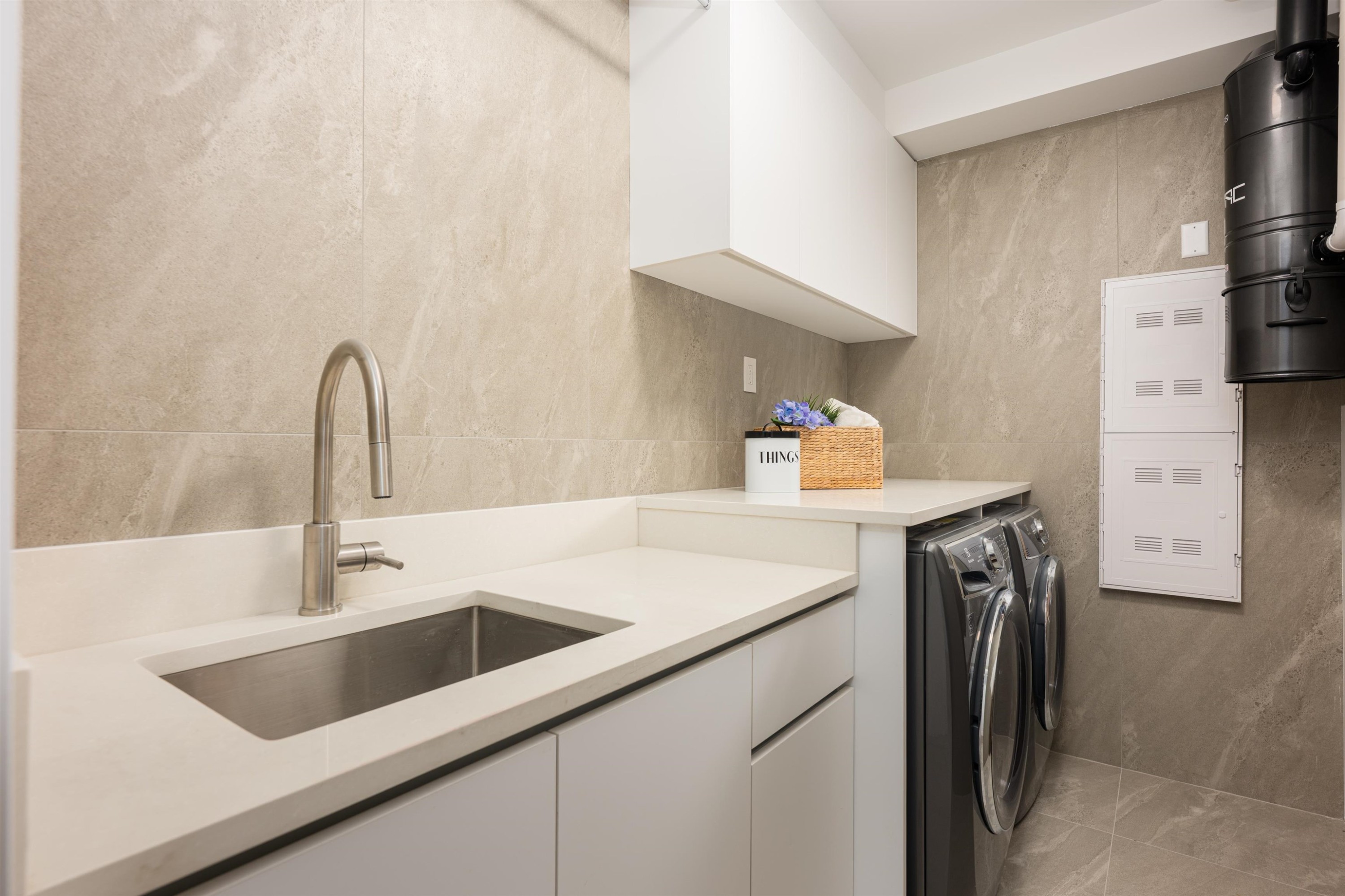 3711 24Th Avenue W, Vancouver, BC