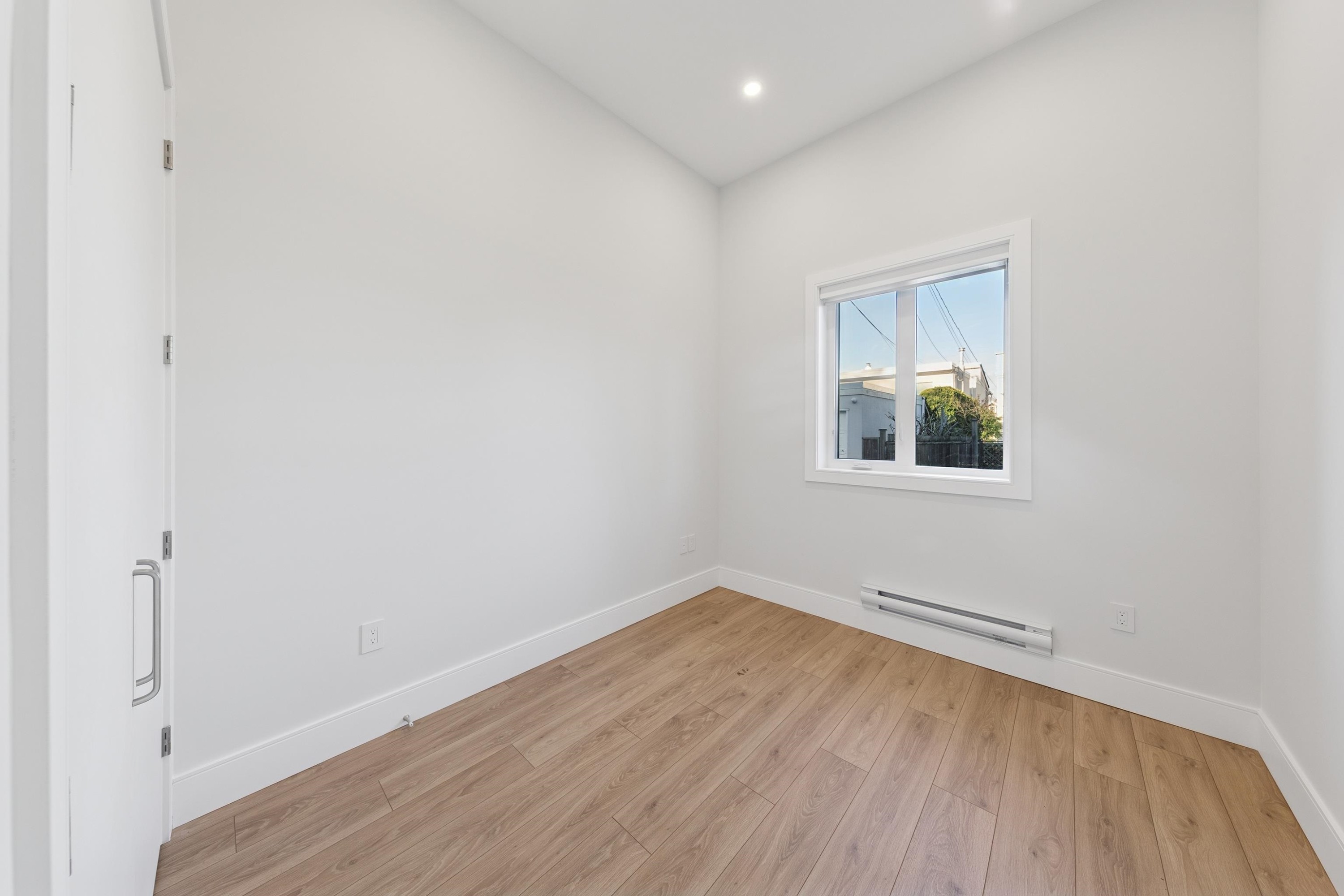 3711 24Th Avenue W, Vancouver, BC