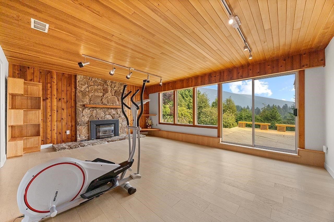 96 Bonnymuir Drive, West Vancouver, BC