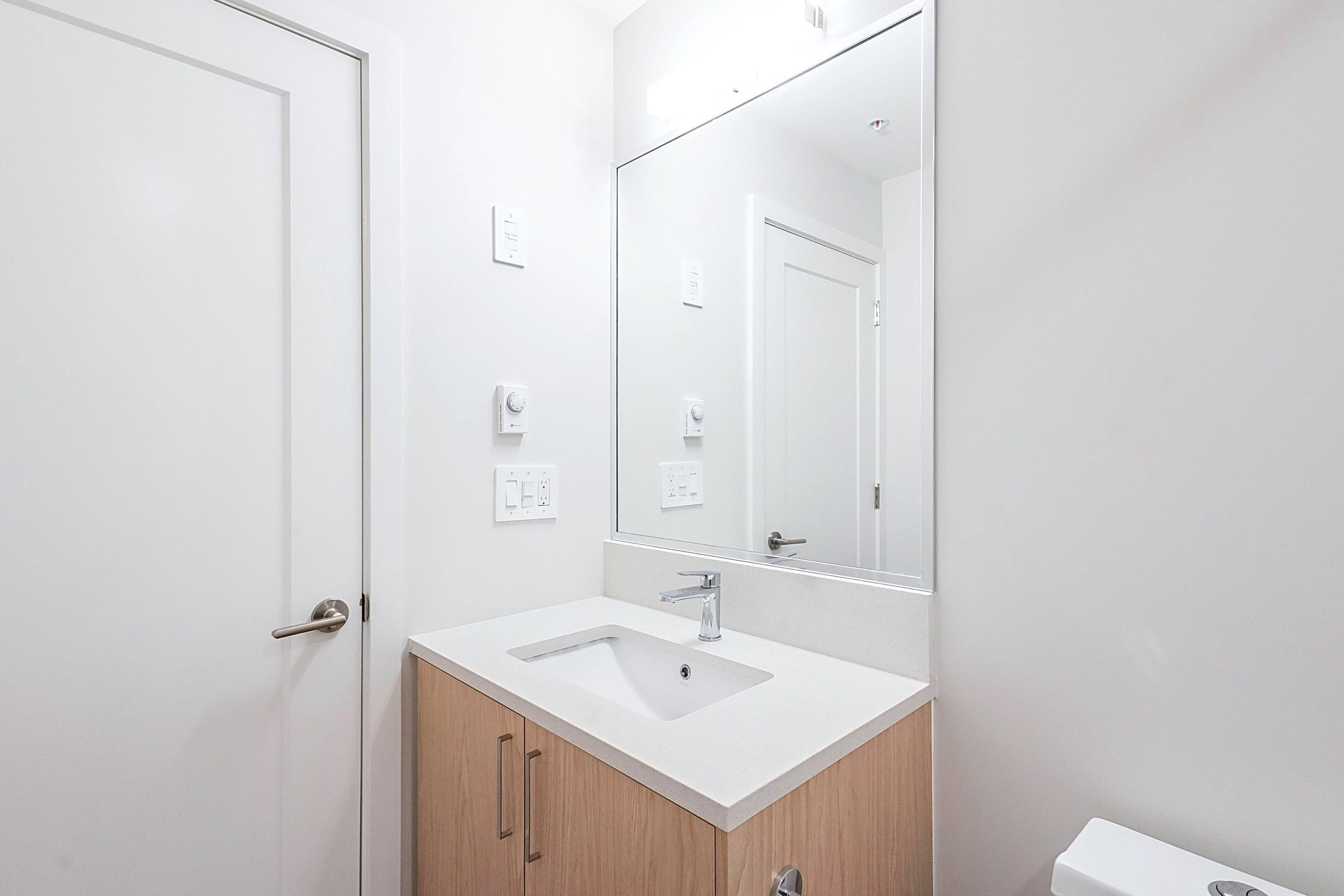 406-5535 Hastings Street, Burnaby, BC