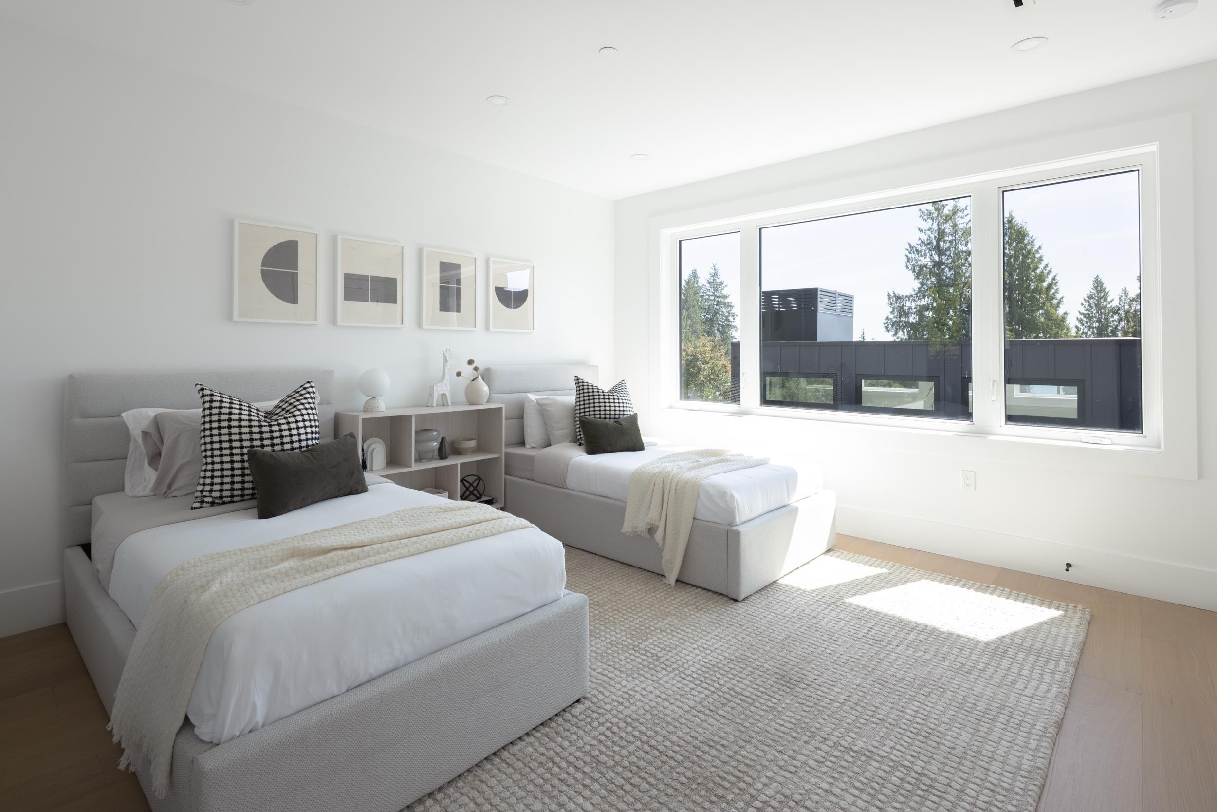 3180 Benbow Road, West Vancouver, BC