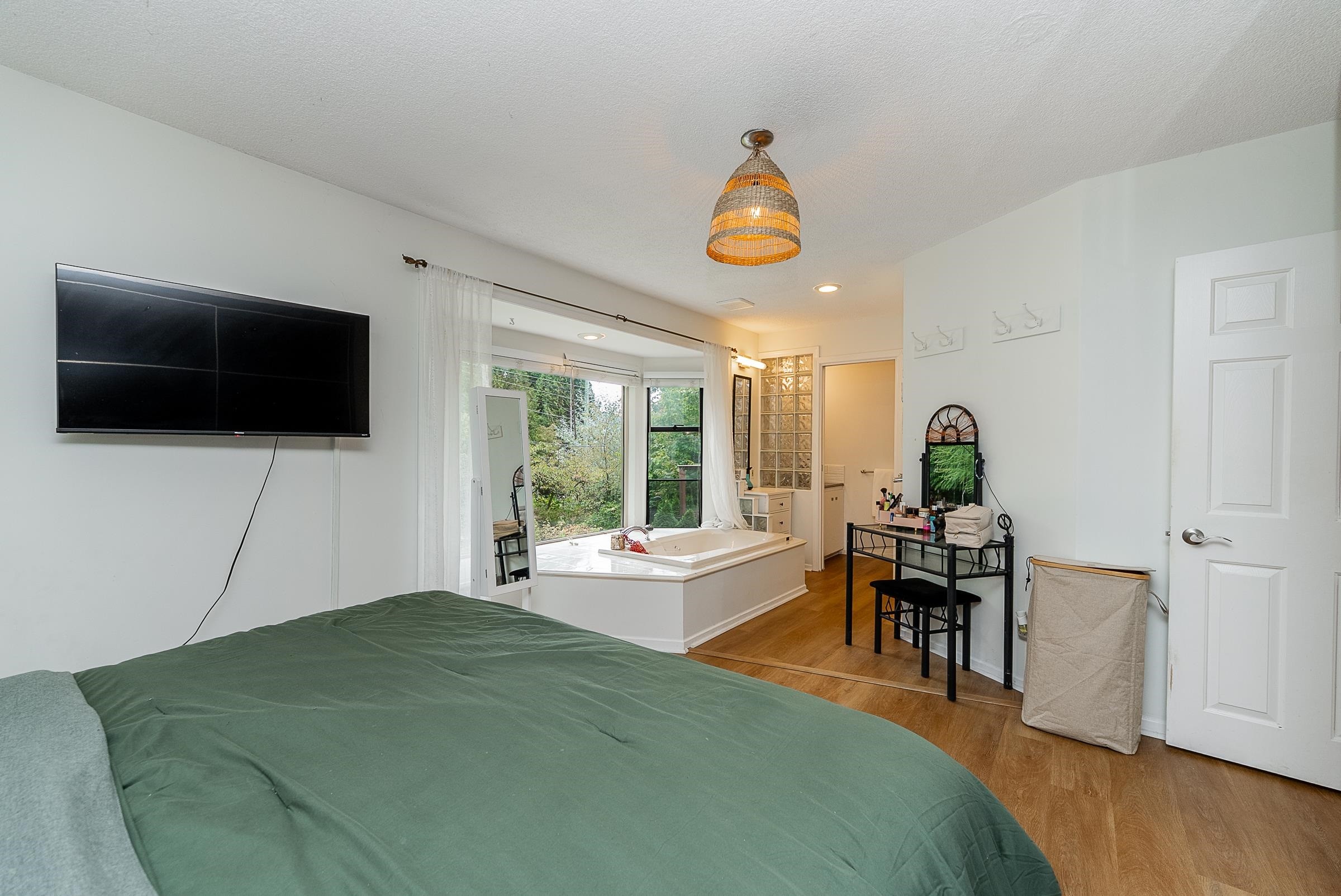 2988 Fleet Street, Coquitlam, BC