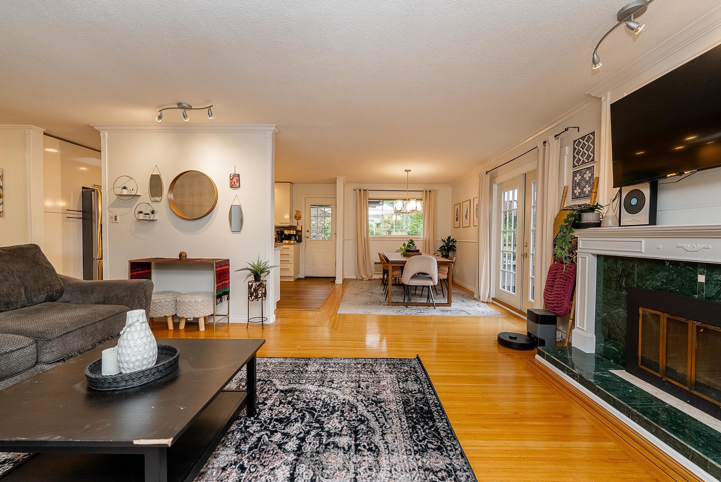 2988 Fleet Street, Coquitlam, BC