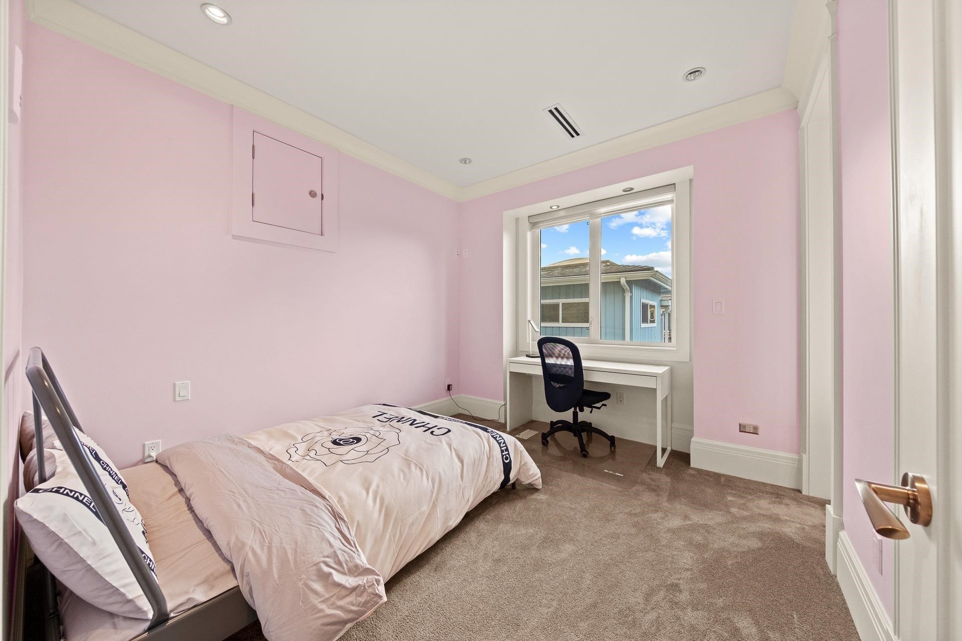 7673 Dampier Drive, Richmond, BC