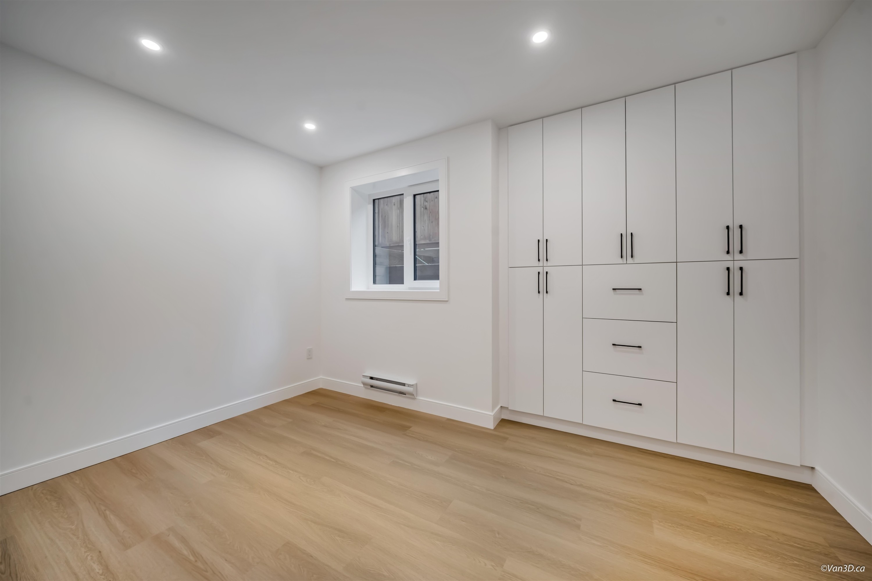 973 Adderley Street, North Vancouver, BC