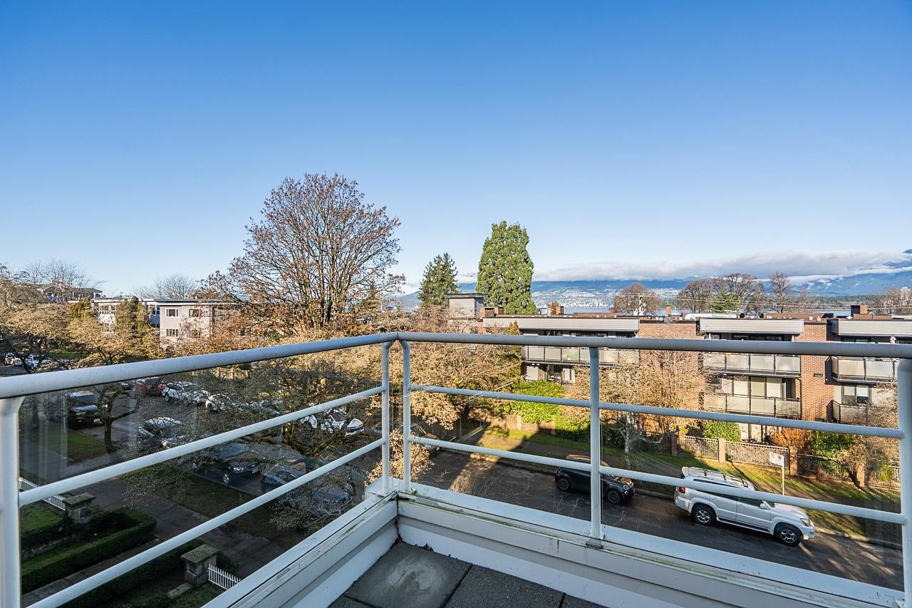 2240 York Avenue, Vancouver, BC