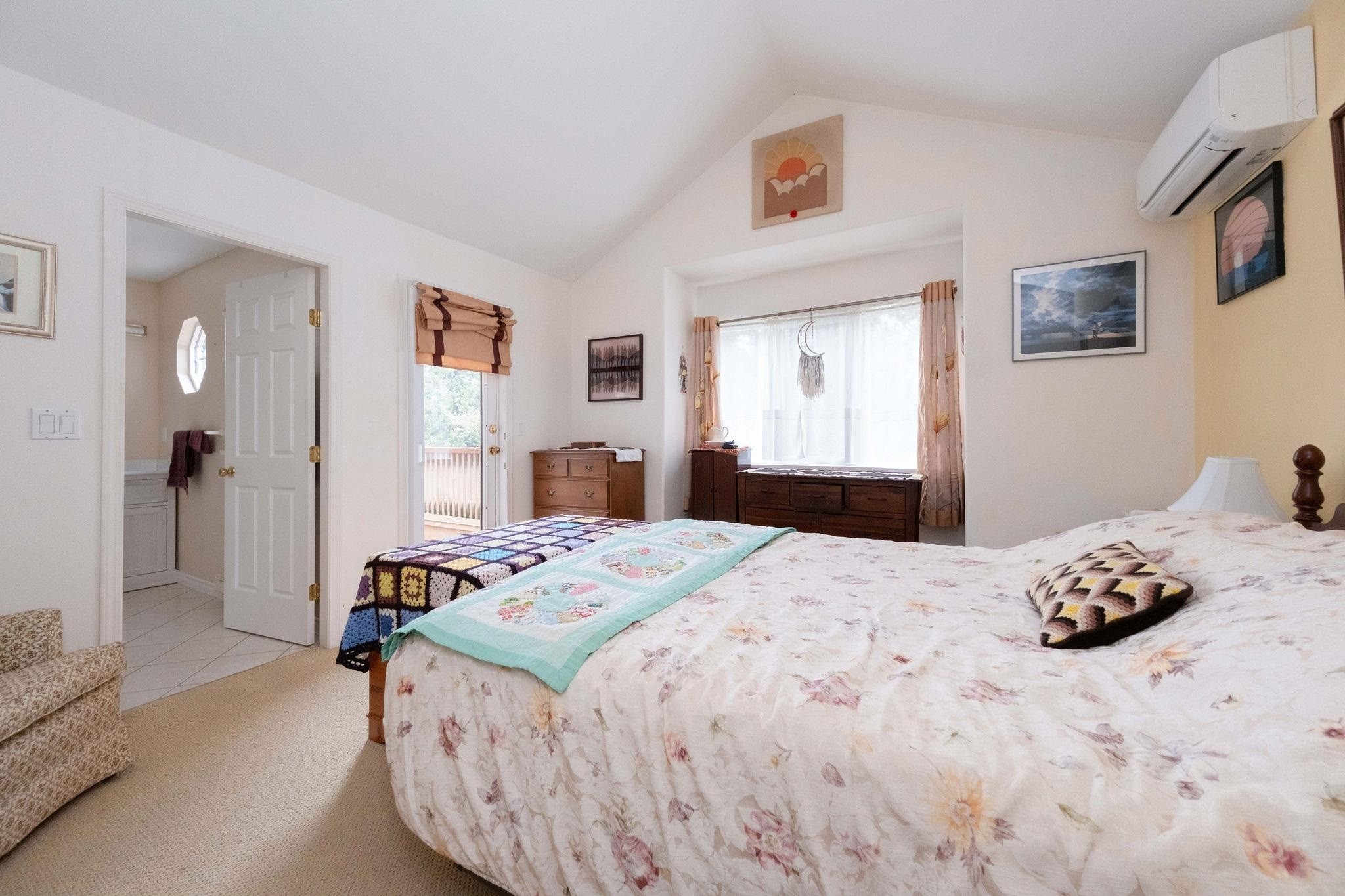 628 21St Street E, North Vancouver, BC