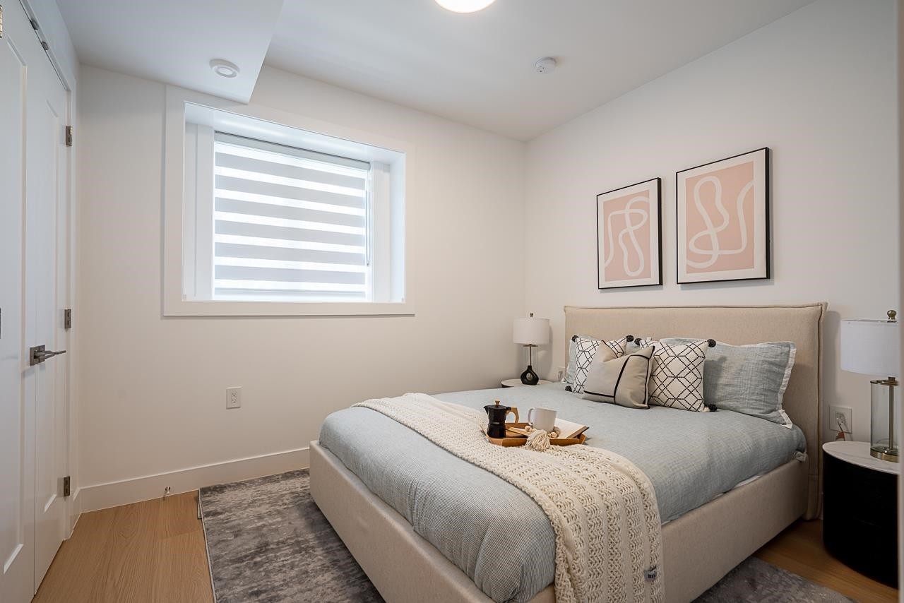 2105 33Rd Avenue E, Vancouver, BC