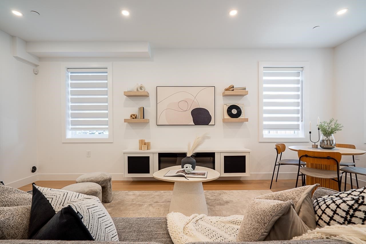 2105 33Rd Avenue E, Vancouver, BC