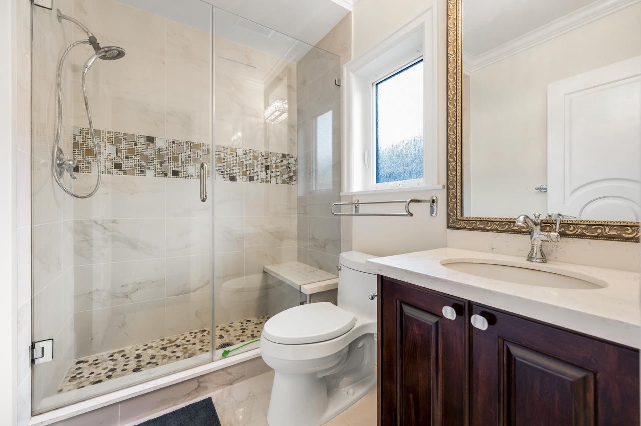 4859 Sardis Street, Burnaby, BC