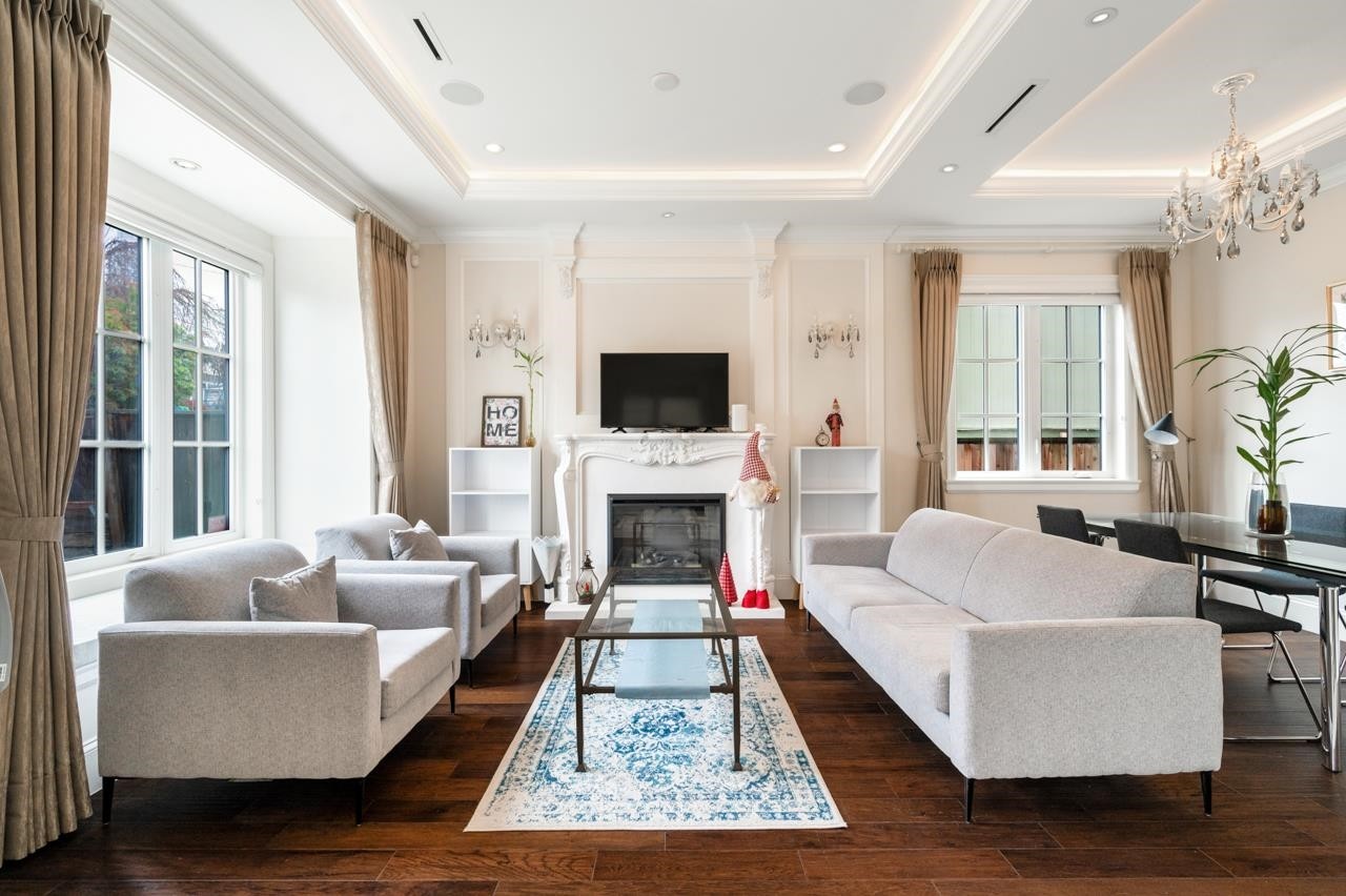 4859 Sardis Street, Burnaby, BC