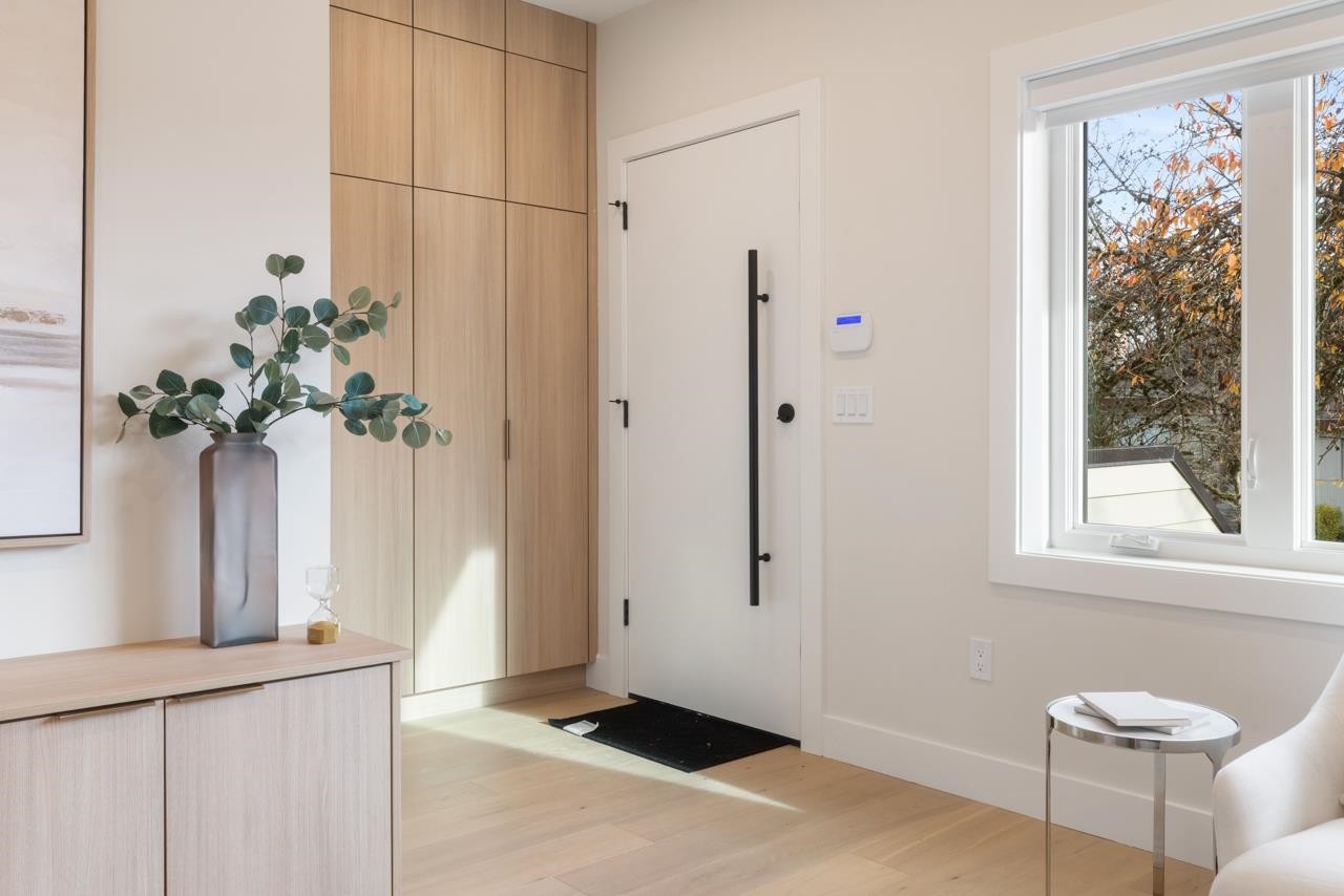 1937 Templeton Drive, Vancouver, BC