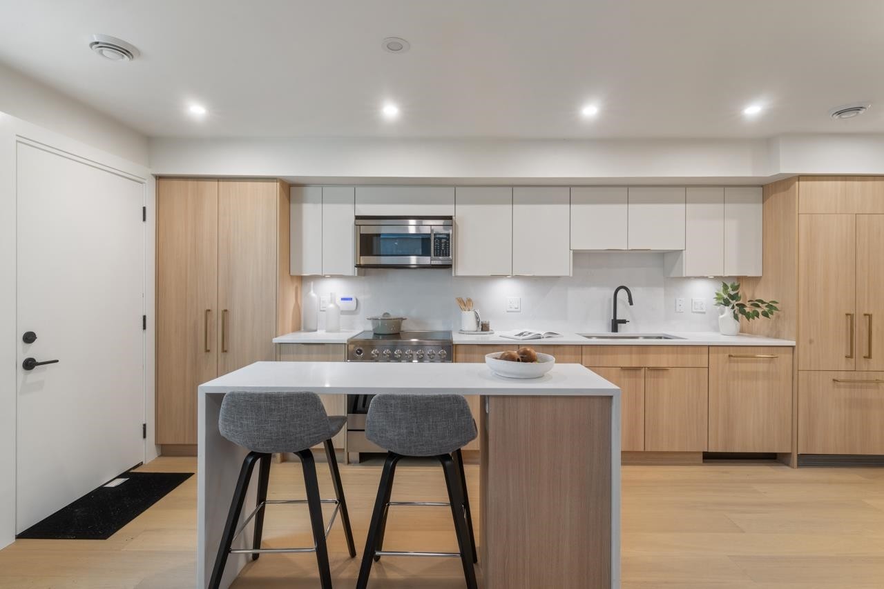 1937 Templeton Drive, Vancouver, BC