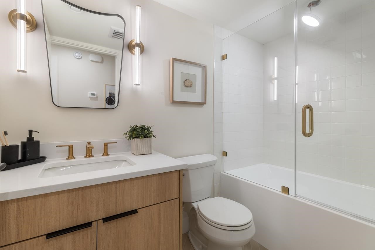 1937 Templeton Drive, Vancouver, BC