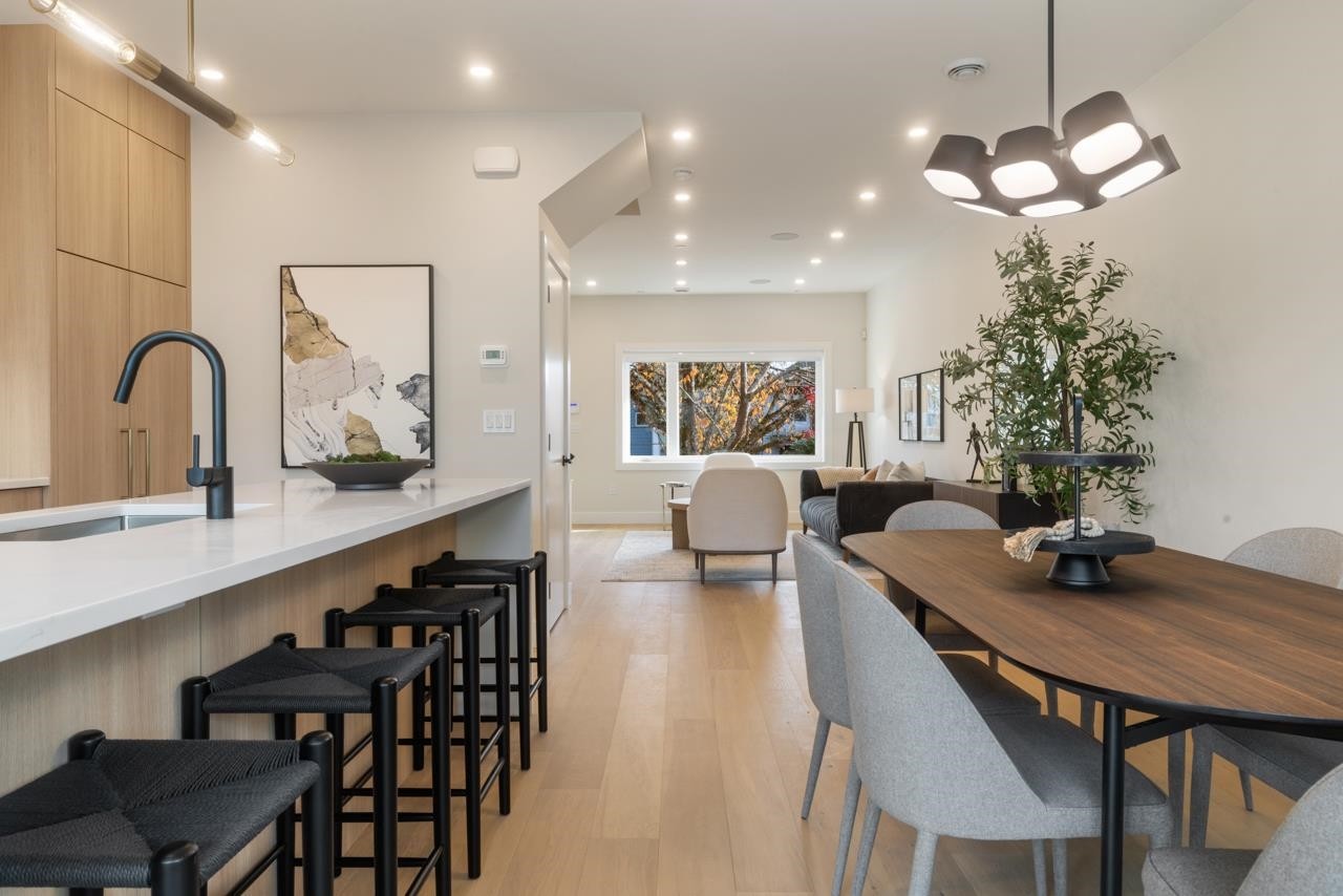 1937 Templeton Drive, Vancouver, BC