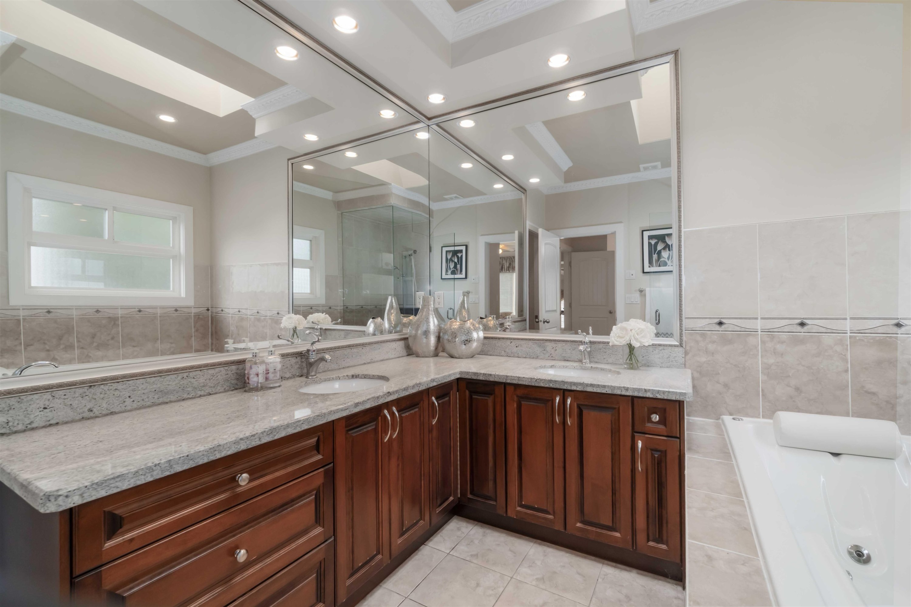 6040 Adams Place, Richmond, BC