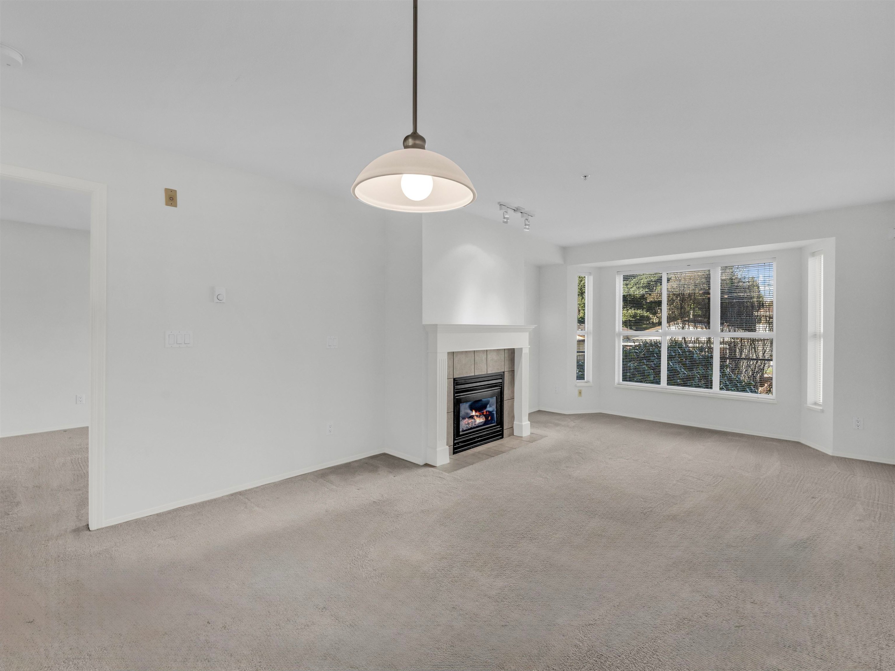 201-2393 Welcher Avenue, Port Coquitlam, BC