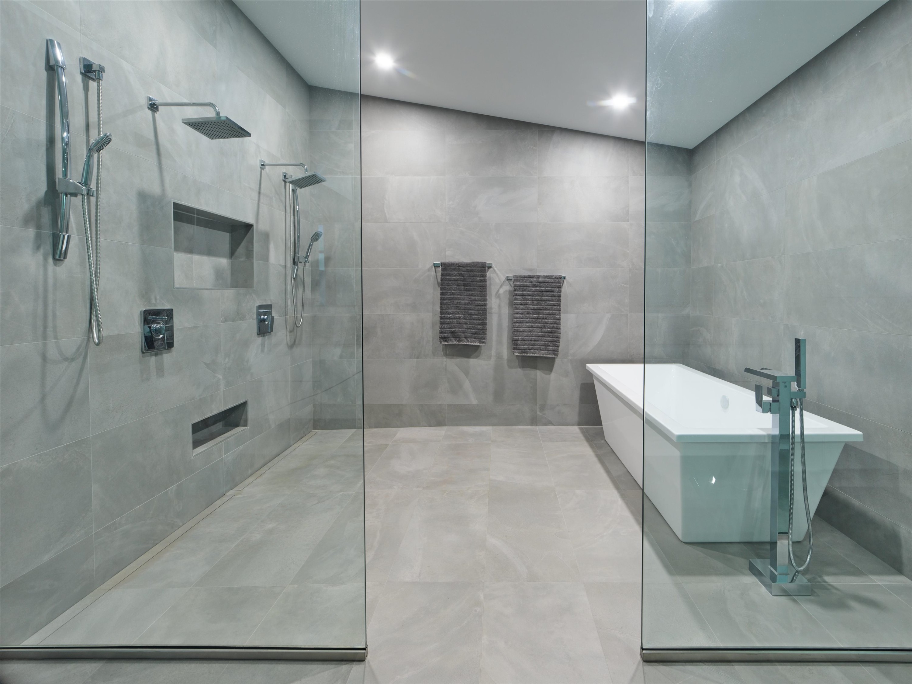 2409 Windridge Drive, North Vancouver, BC