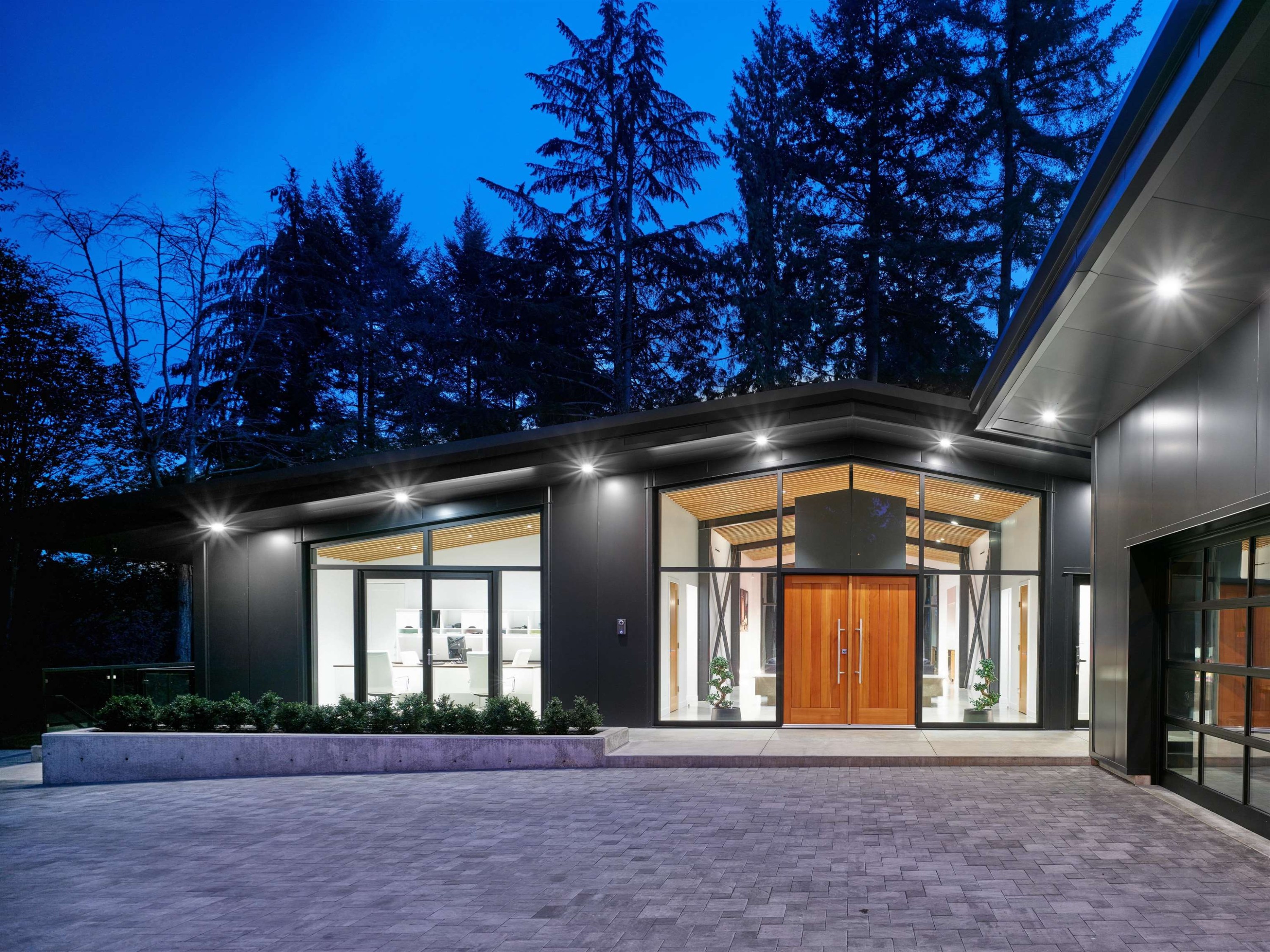 2409 Windridge Drive, North Vancouver, BC