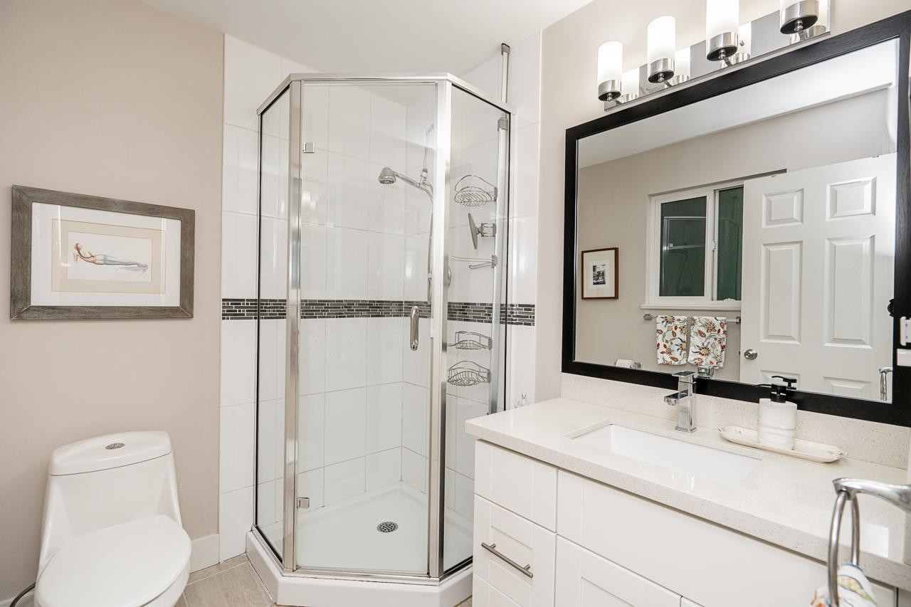 4590 Elmgrove Drive, Burnaby, BC