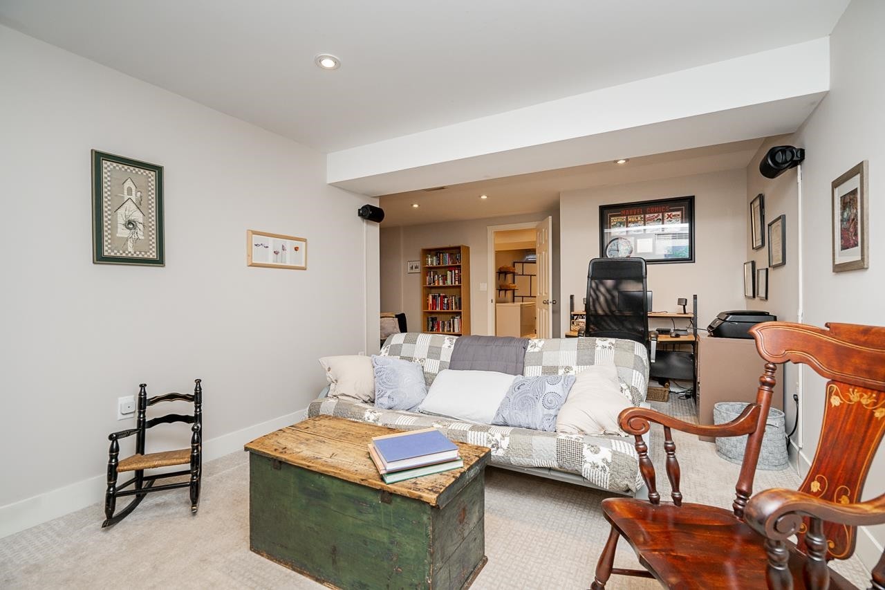 4590 Elmgrove Drive, Burnaby, BC