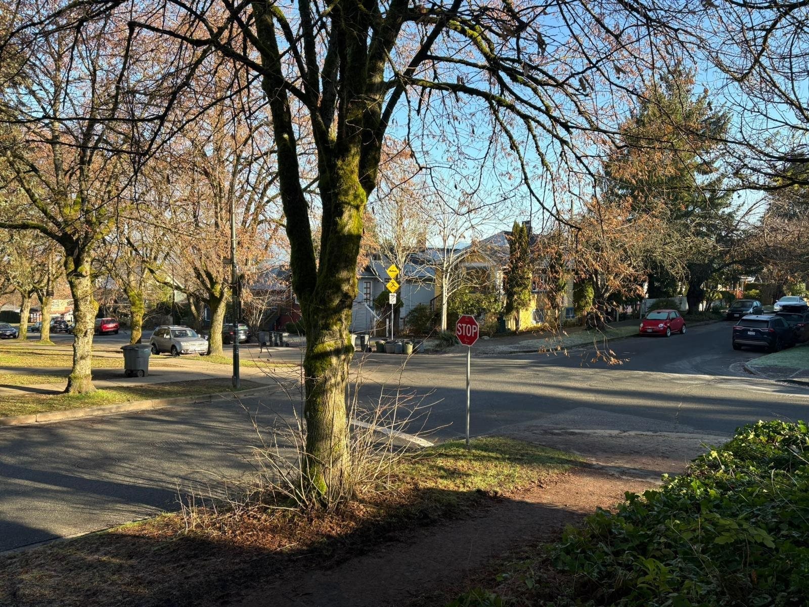 1194 18Th Avenue E, Vancouver, BC