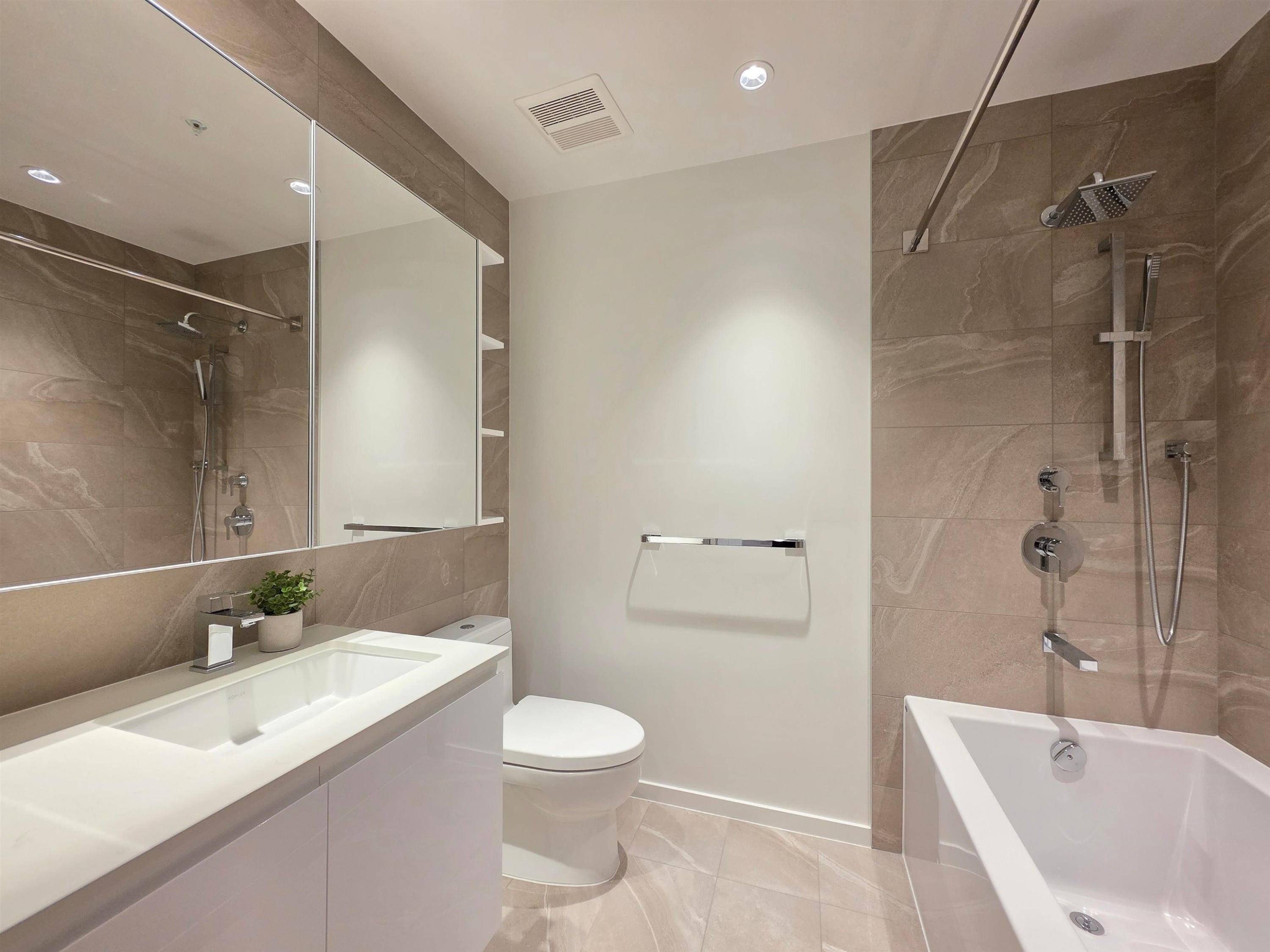 510-6200 Minoru Boulevard, Richmond, BC